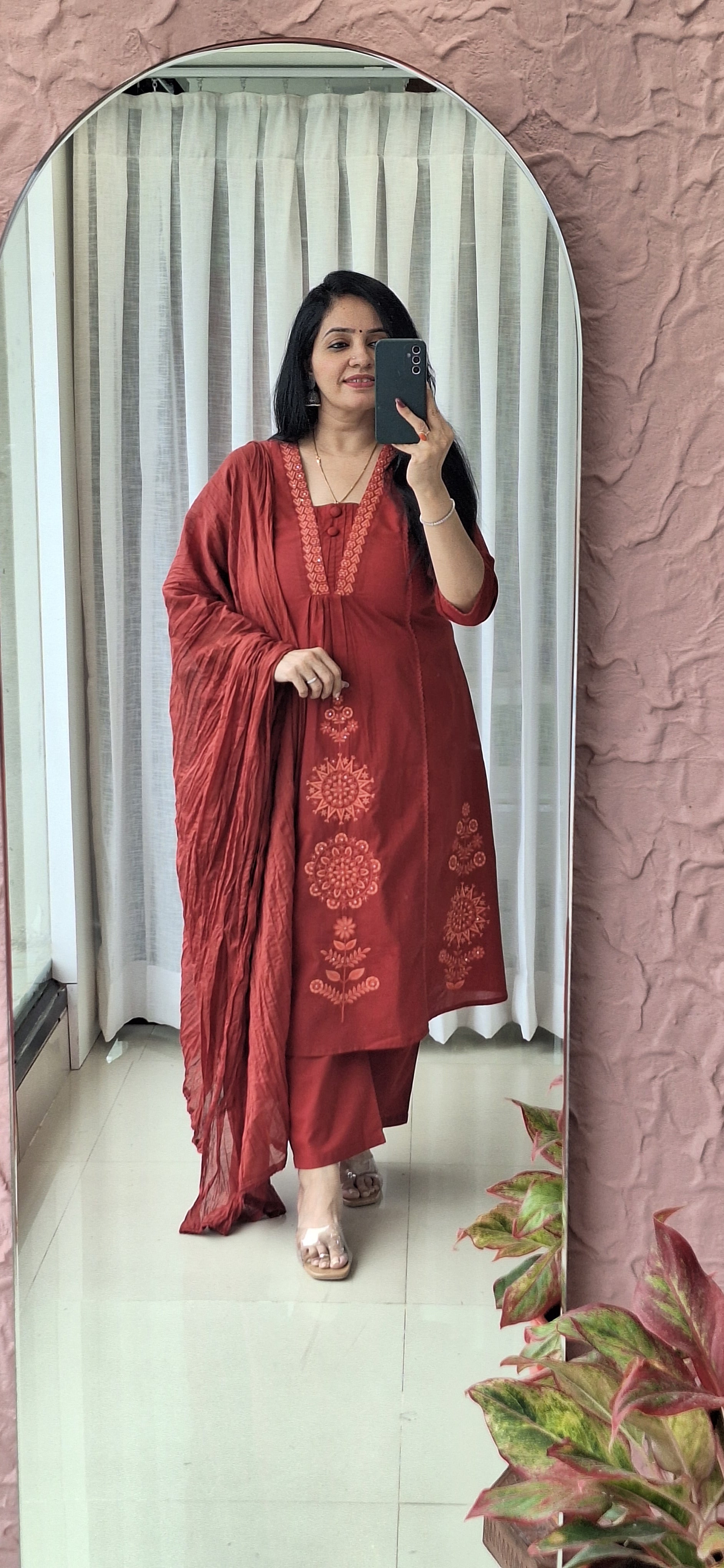 Dupatta Pants Set