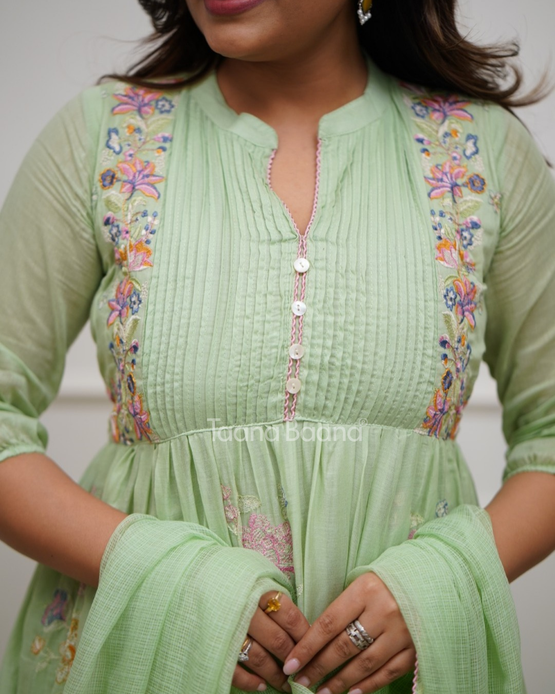 Dupatta Pants Set
