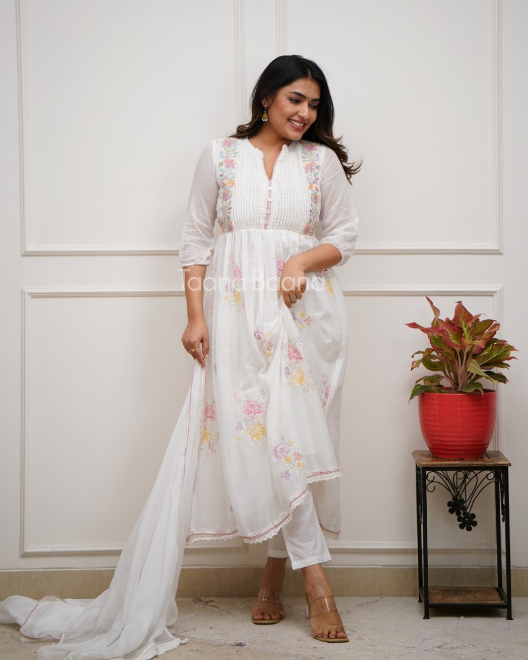Dupatta Pants Set