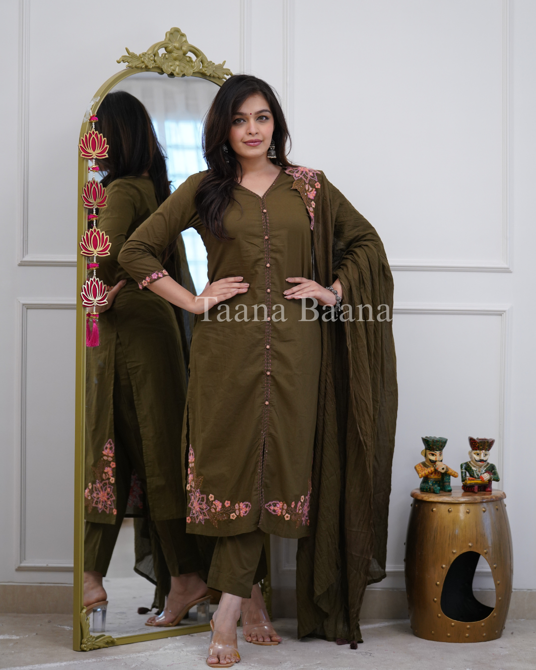 Dupatta Pant Set