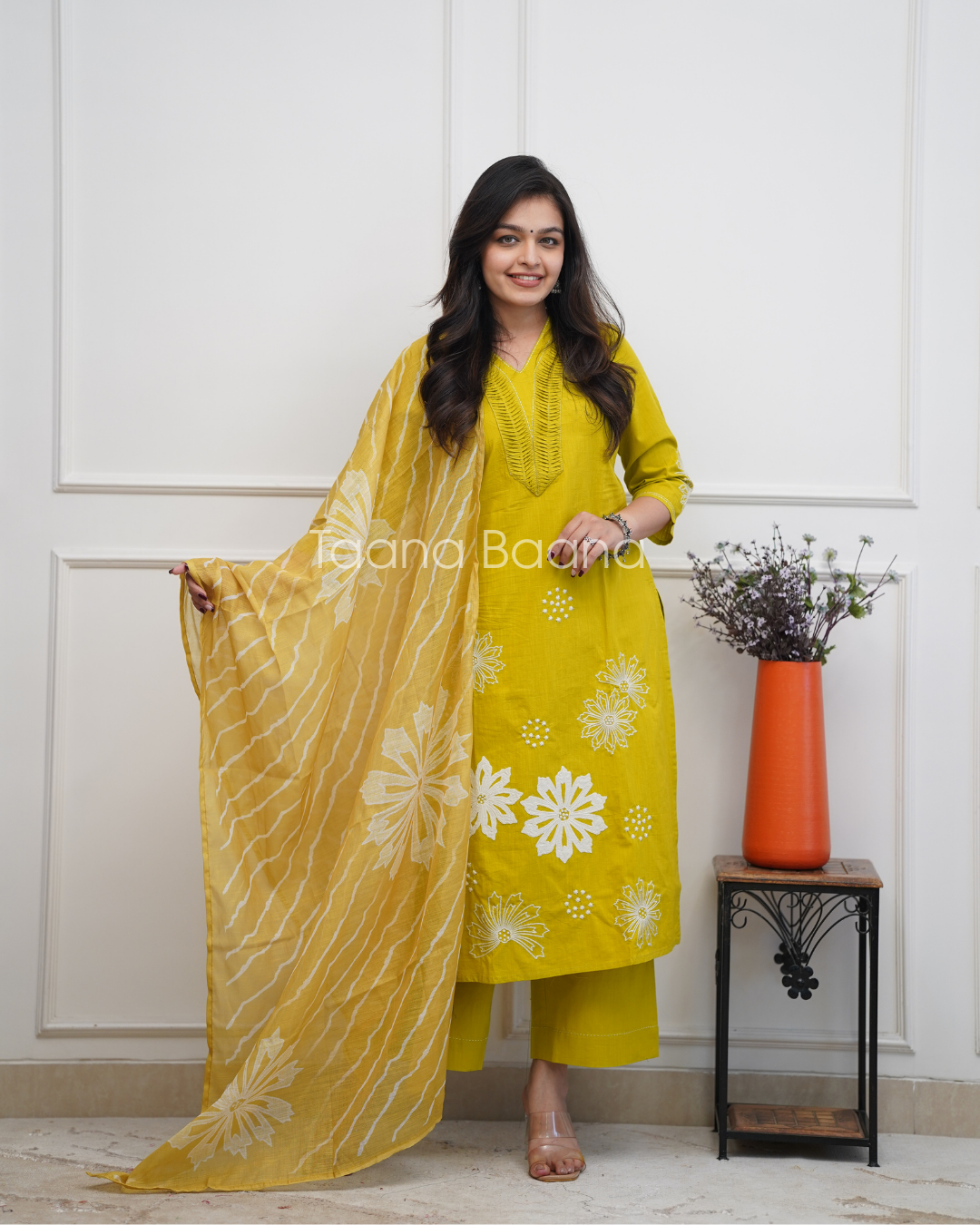 Dupatta Pants Set