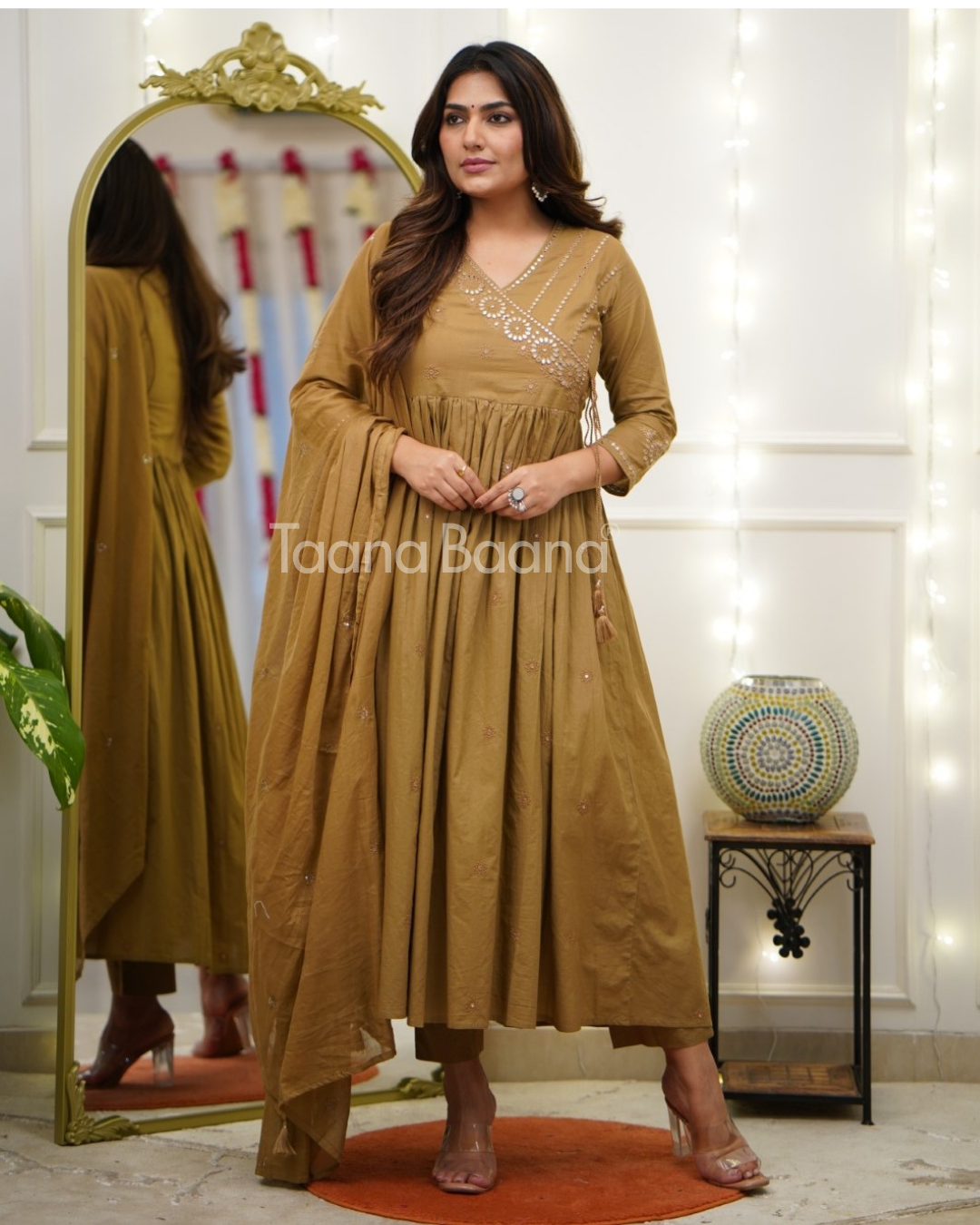 Dupatta Pants Set