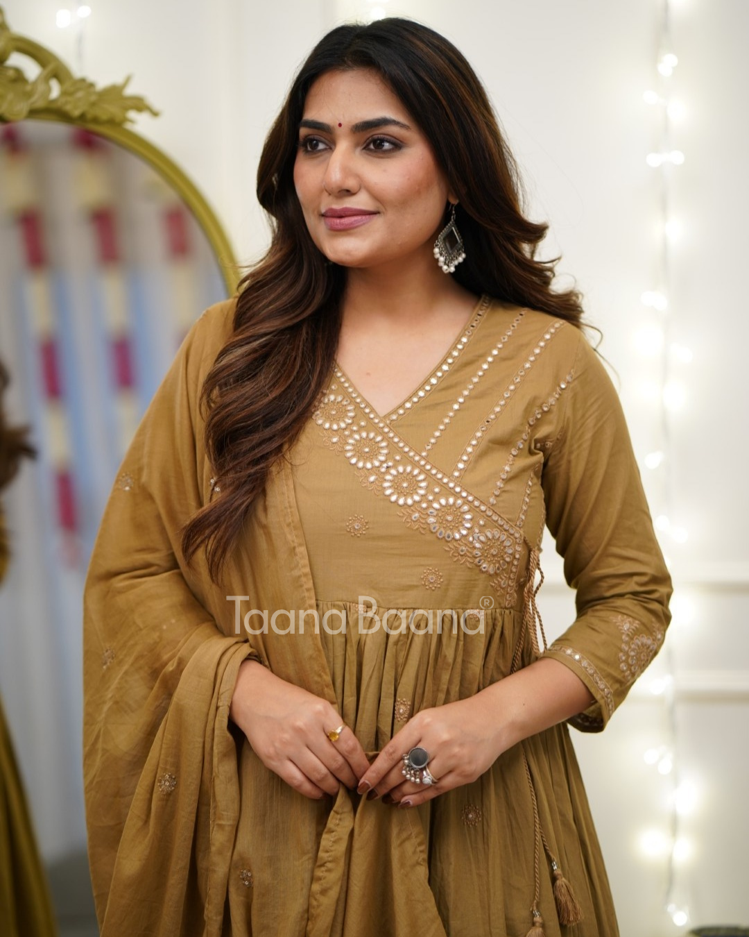 Dupatta Pants Set