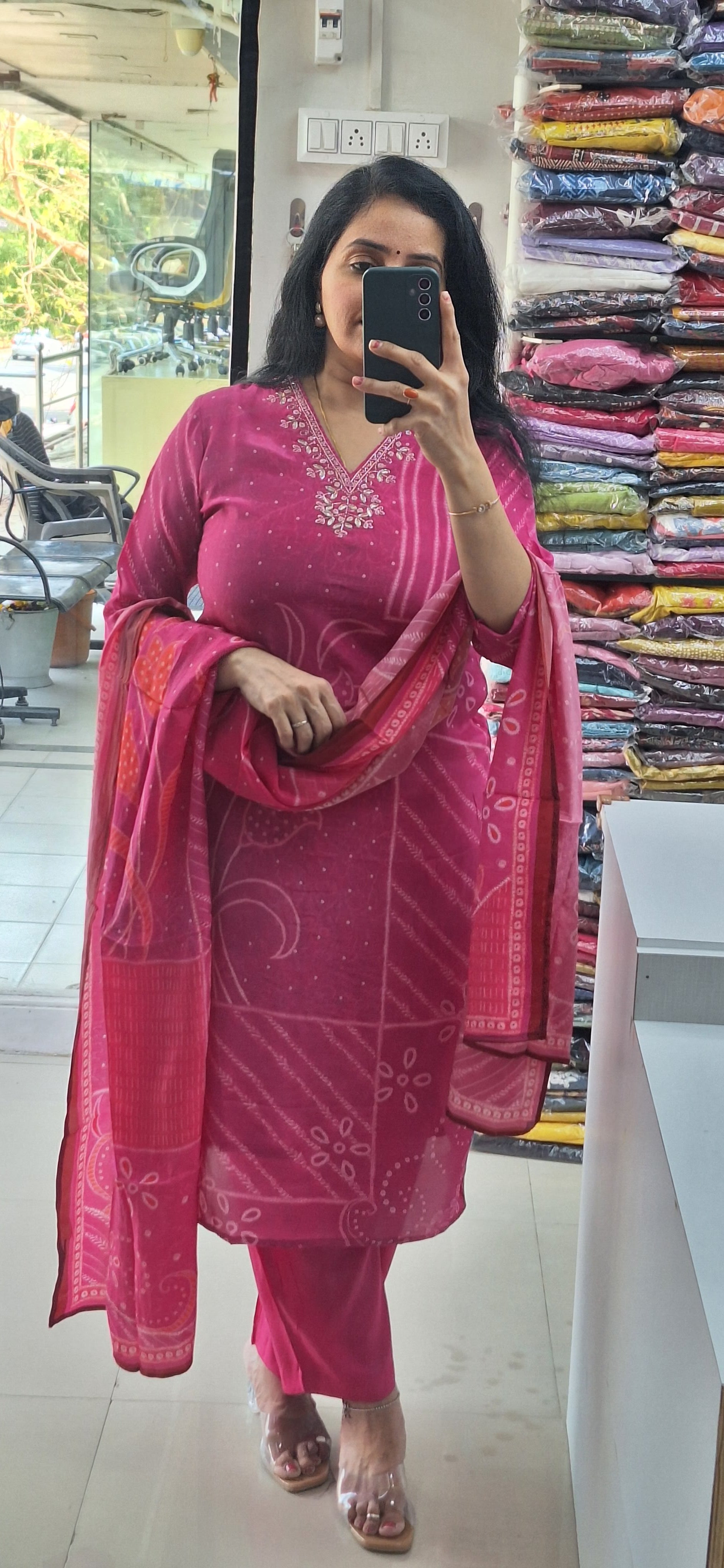 Dupatta Pants Set