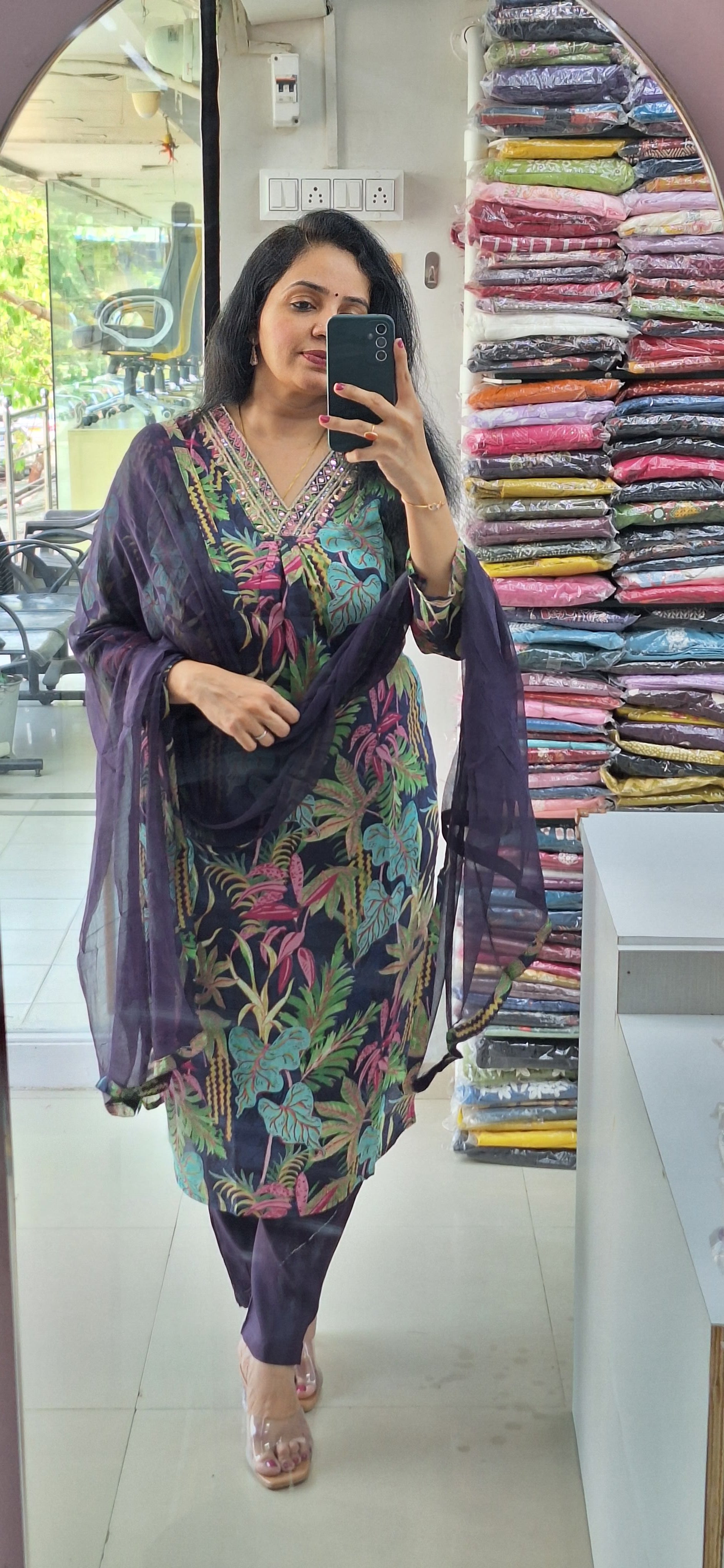 Dupatta Pants Set