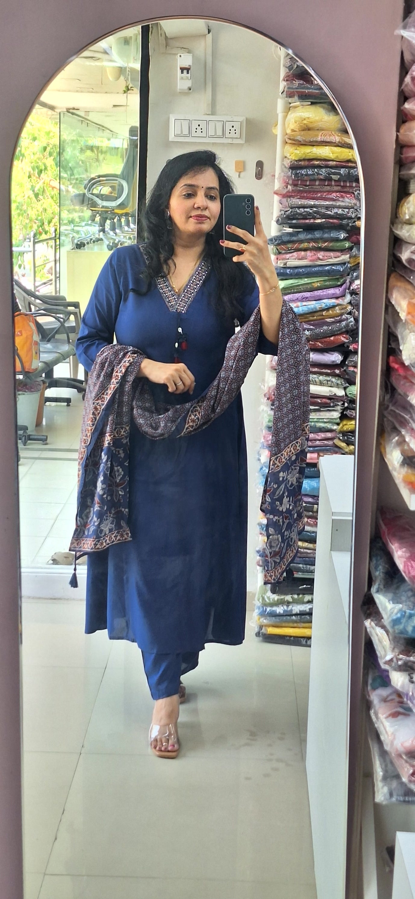 Dupatta Pants Set