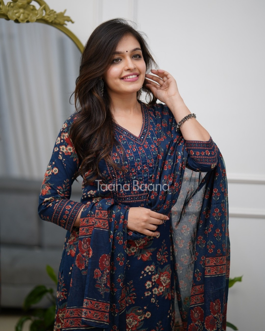 Dupatta Pant Set