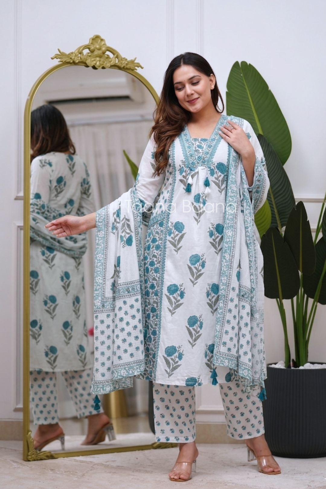 Dupatta Pant Set