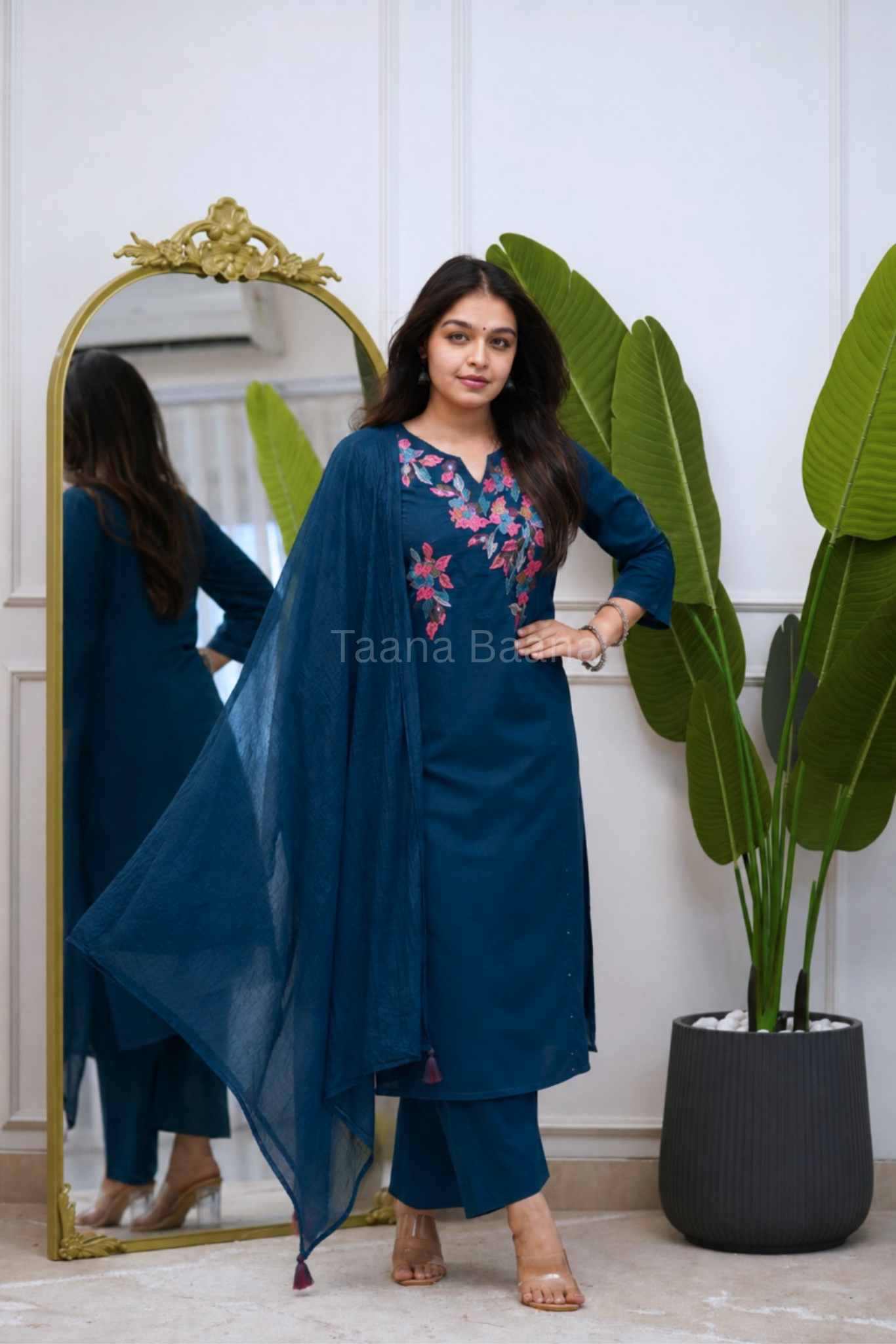 Dupatta Pant Set