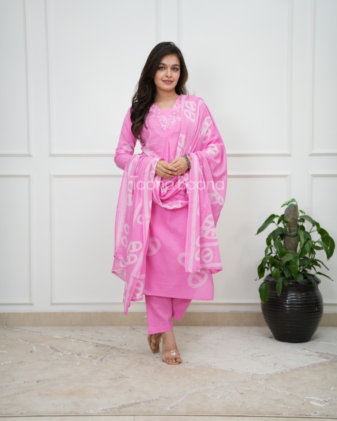 Dupatta Pants Set