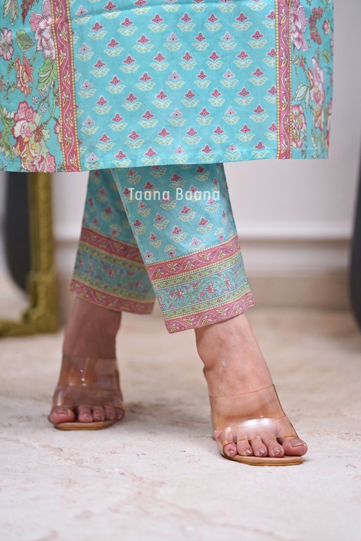 Dupatta Pant Set