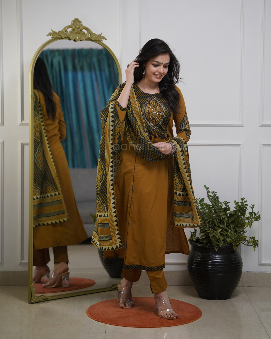 Dupatta Pant Set