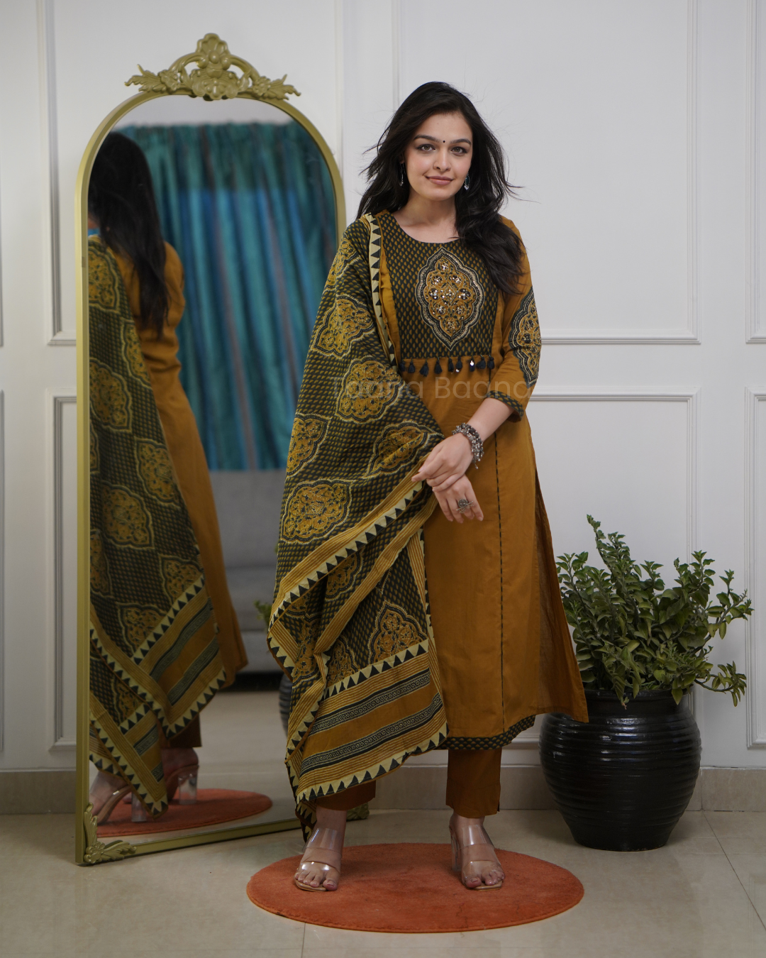 Dupatta Pant Set