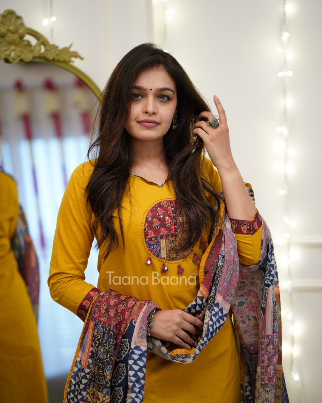 Dupatta Pants Set