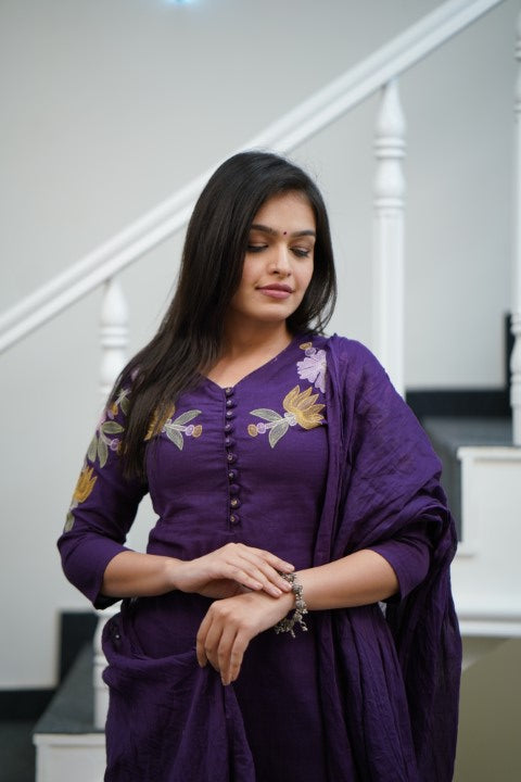 Dupatta Pants Set
