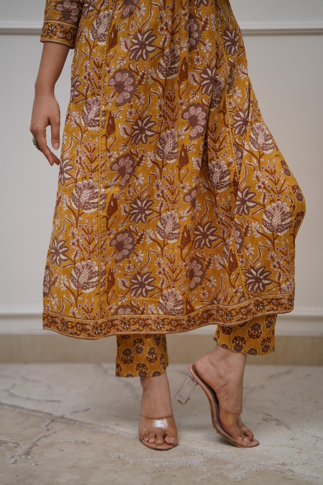 Dupatta Pant Set