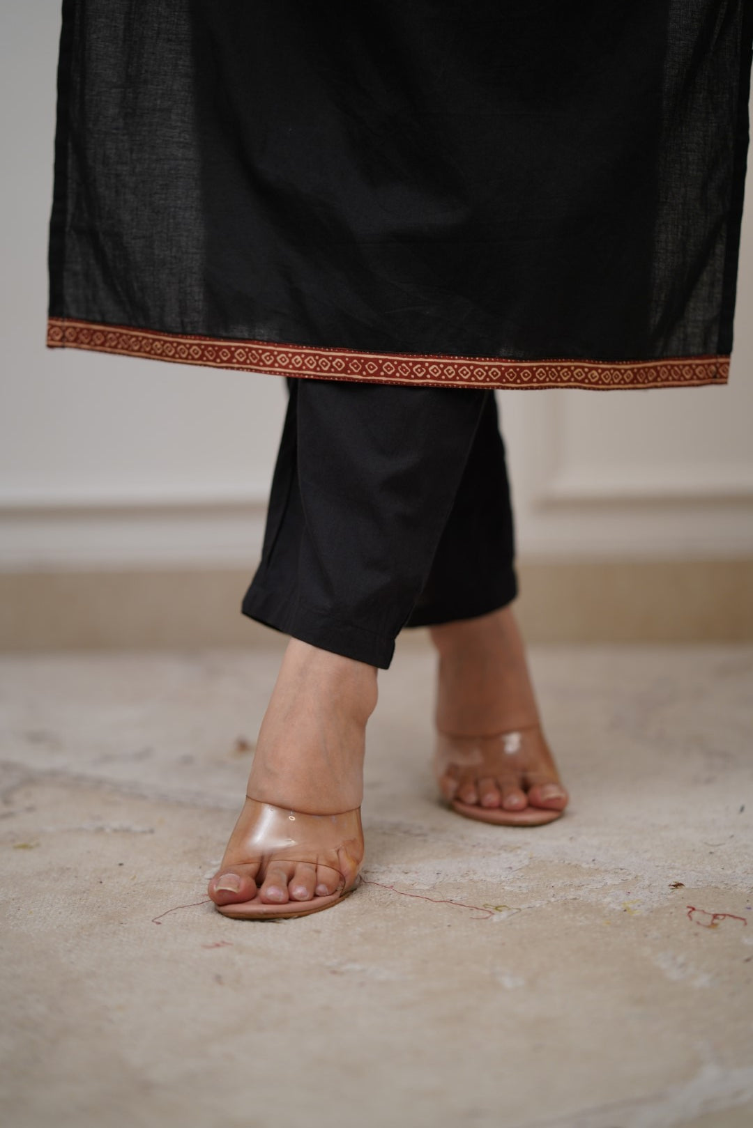 Dupatta Pants Set