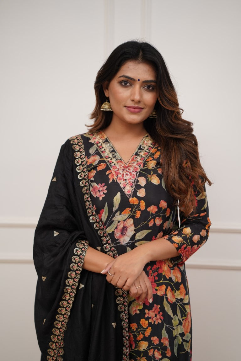 Dupatta Pants Set