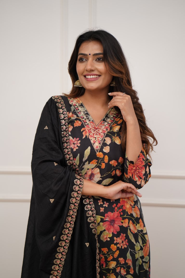 Dupatta Pants Set