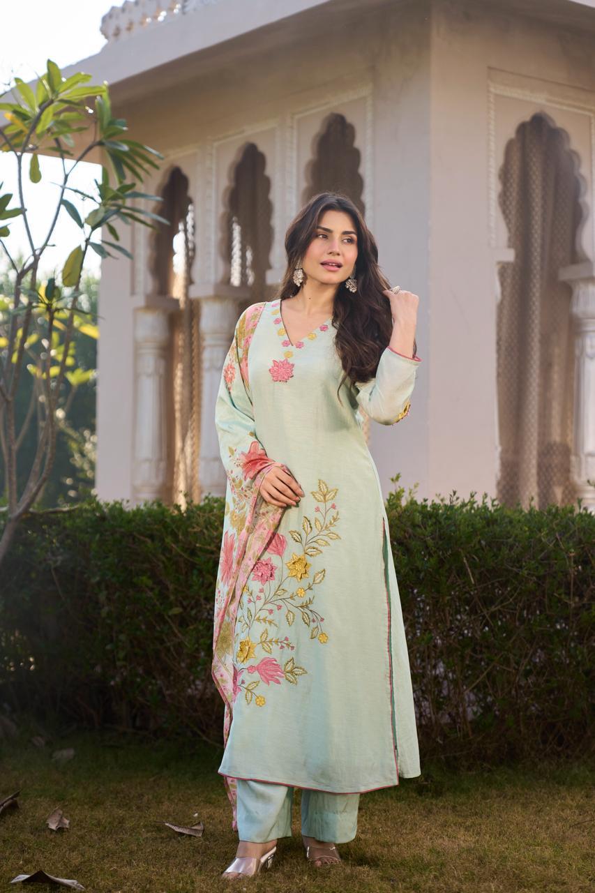 Dupatta Pants Set