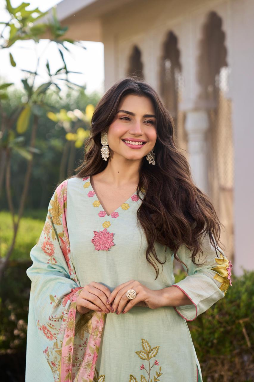 Dupatta Pants Set
