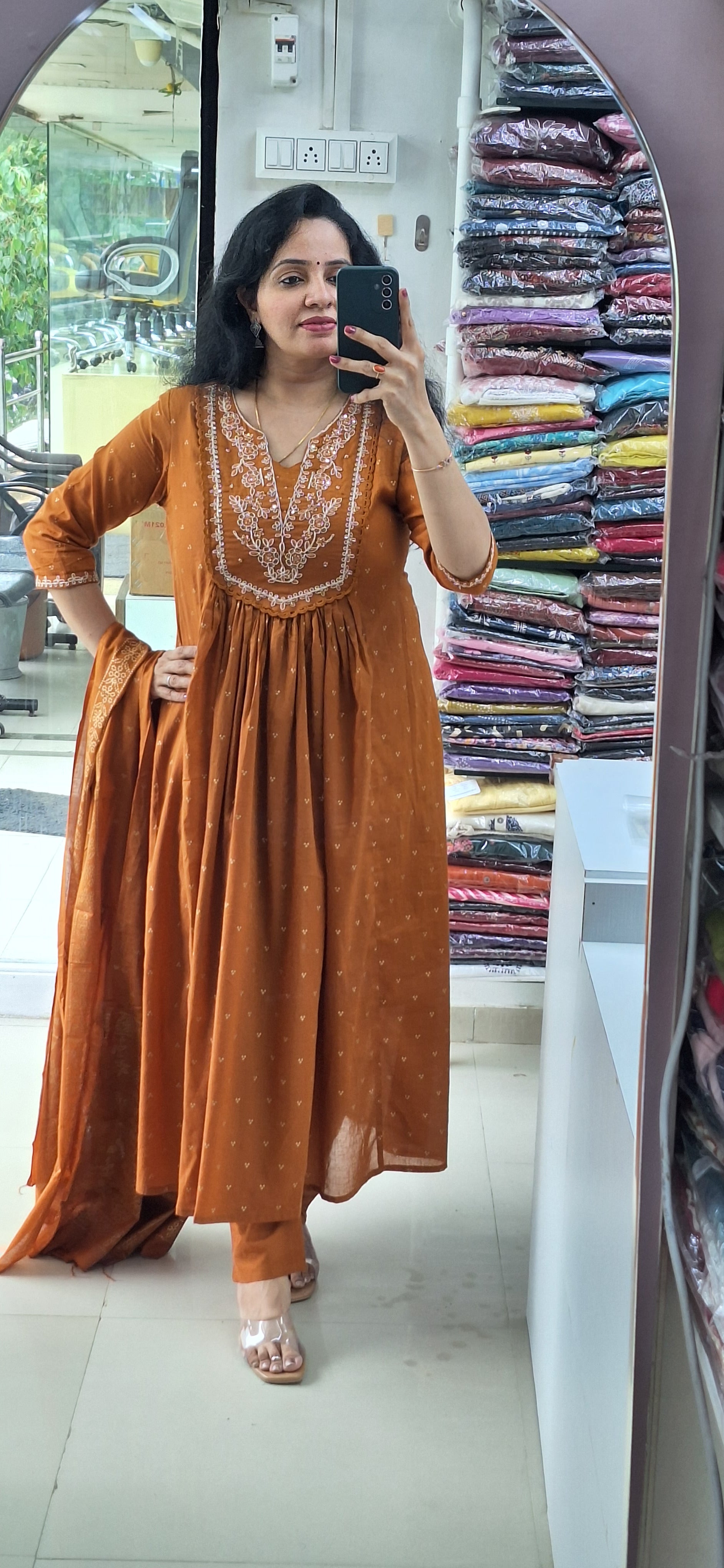 Dupatta Pants Set