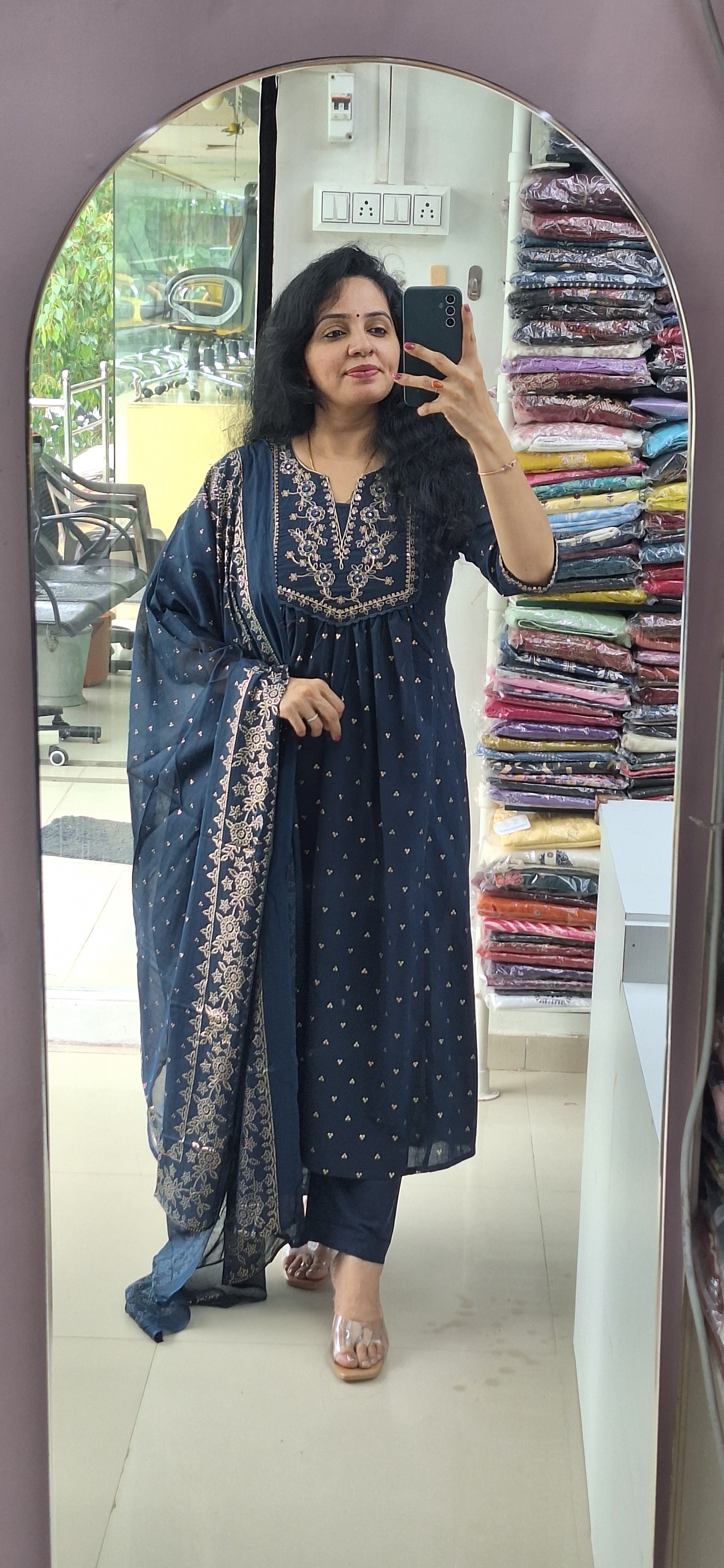 Dupatta Pants Set
