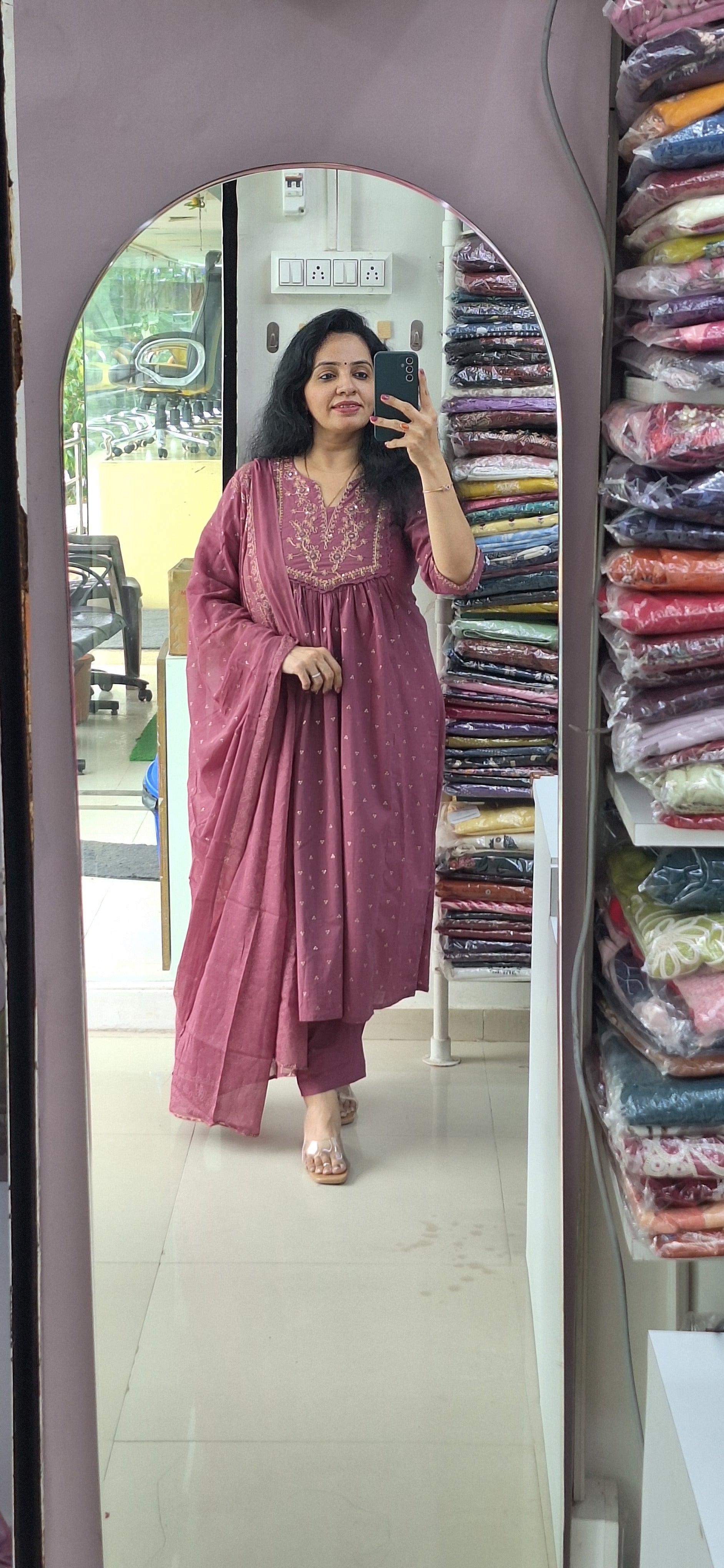 Dupatta Pants Set