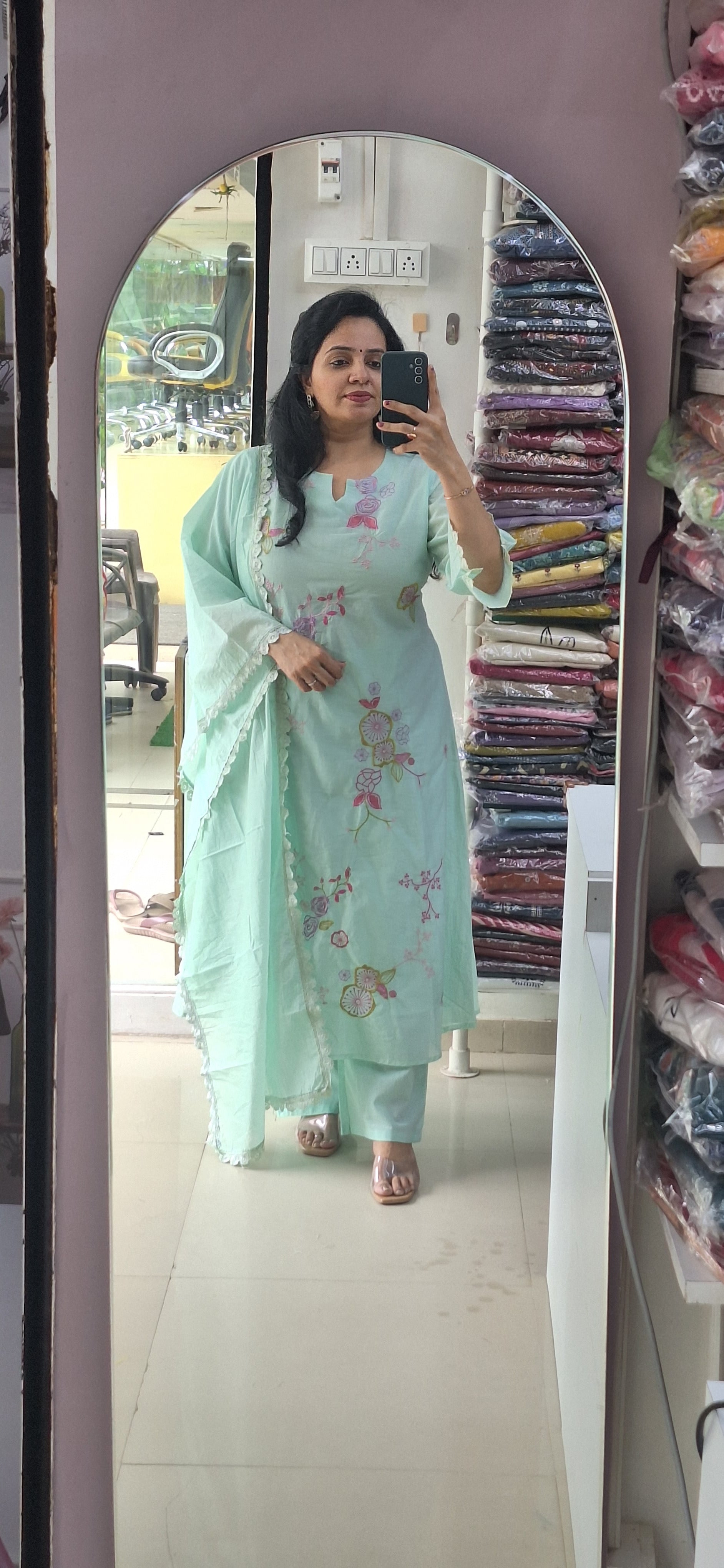 Dupatta Pants Set