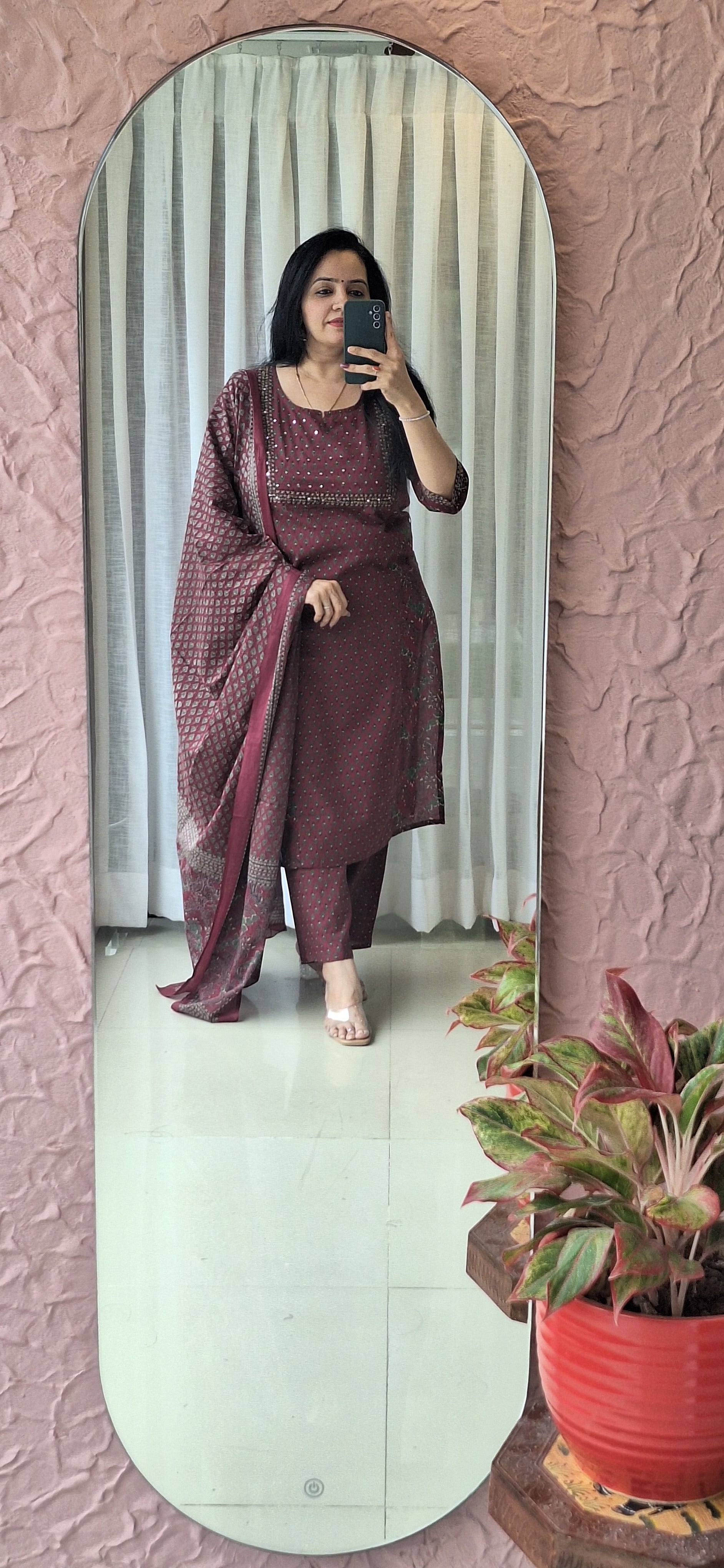 Dupatta Pants Set