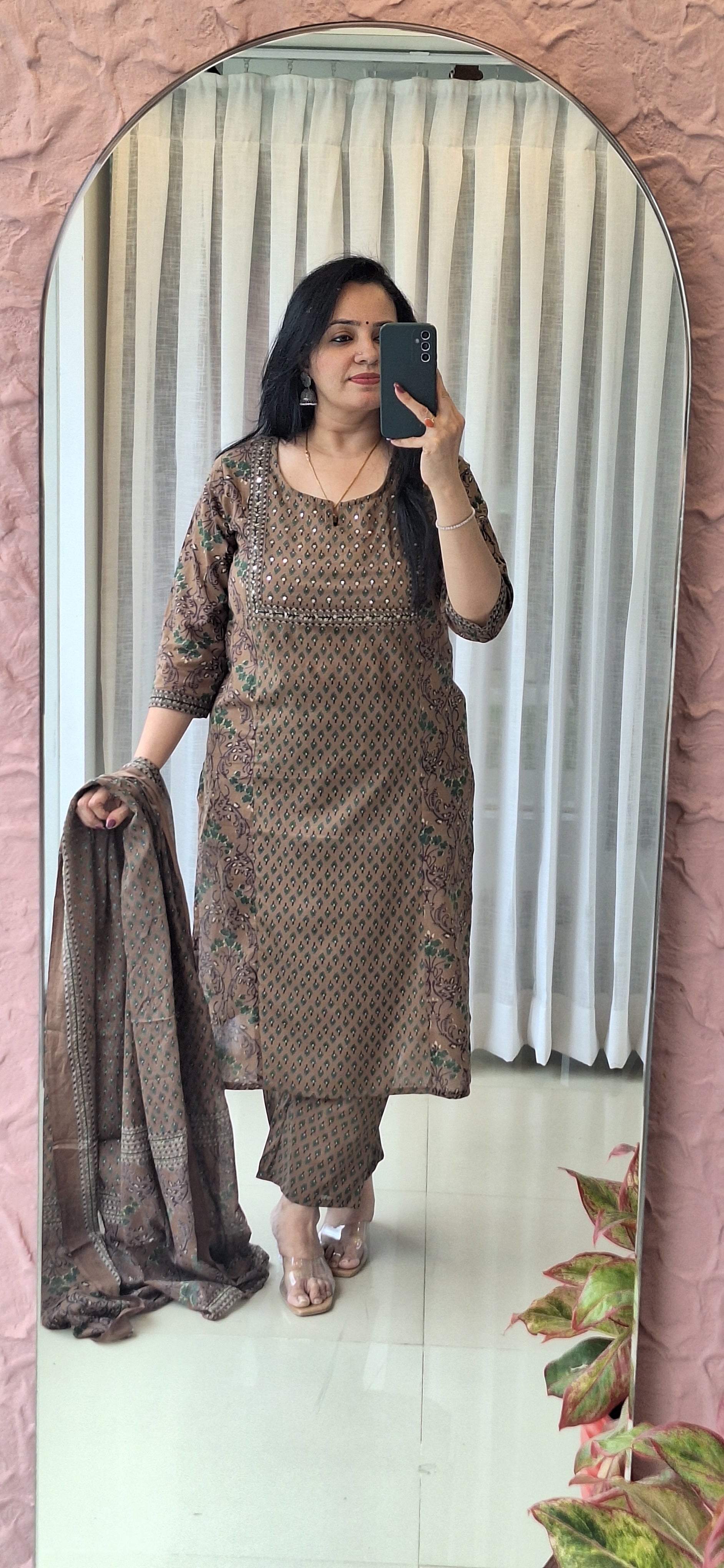 Dupatta Pants Set