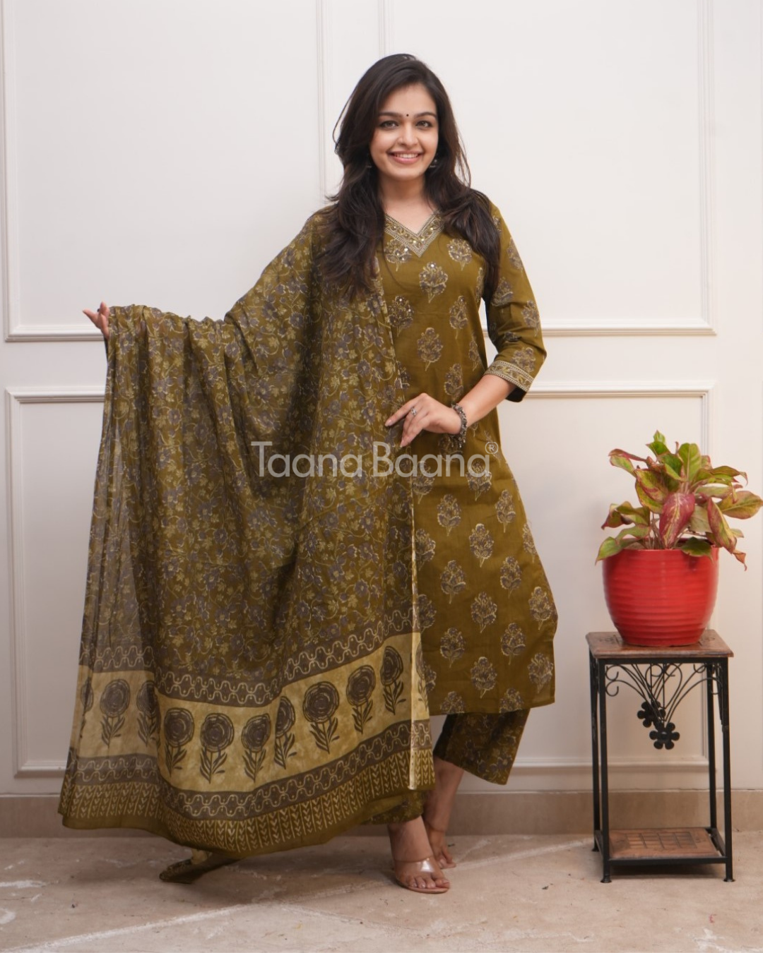 Dupatta Pant Set