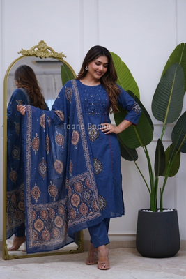 Dupatta Pant Set