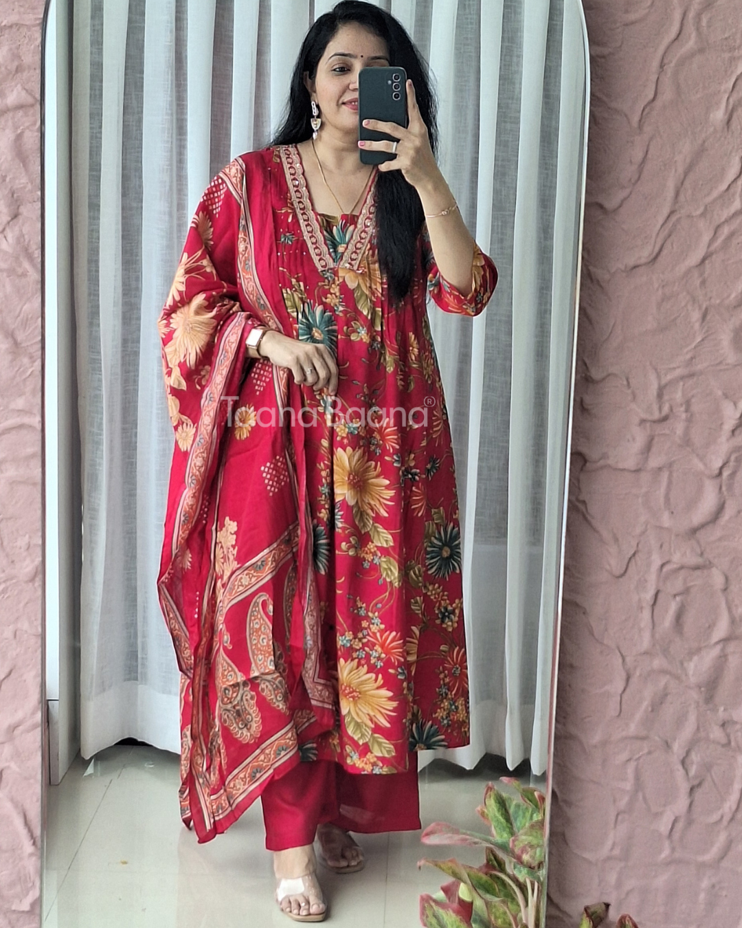 Dupatta Pants Set