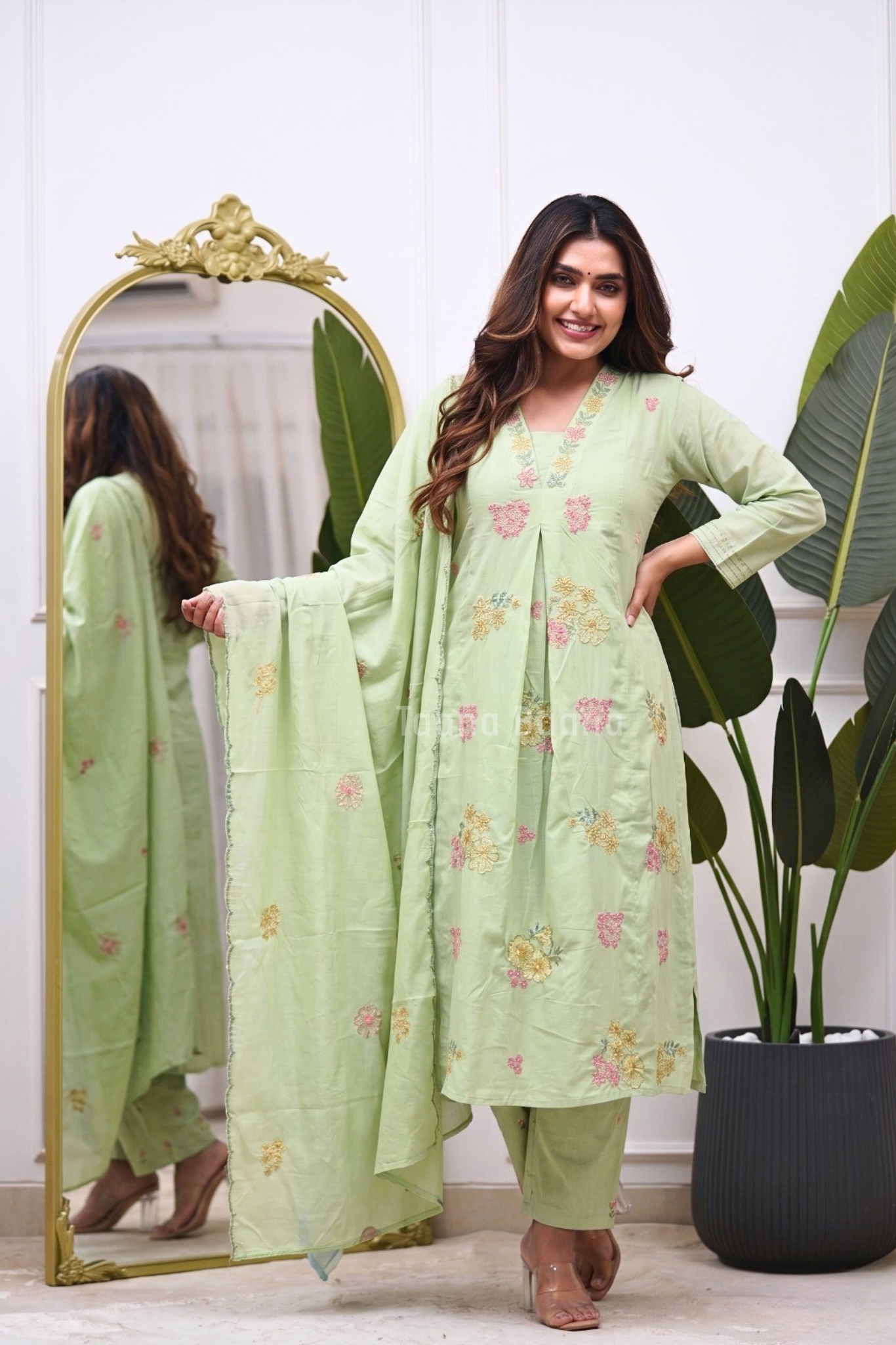 Dupatta Pant Set