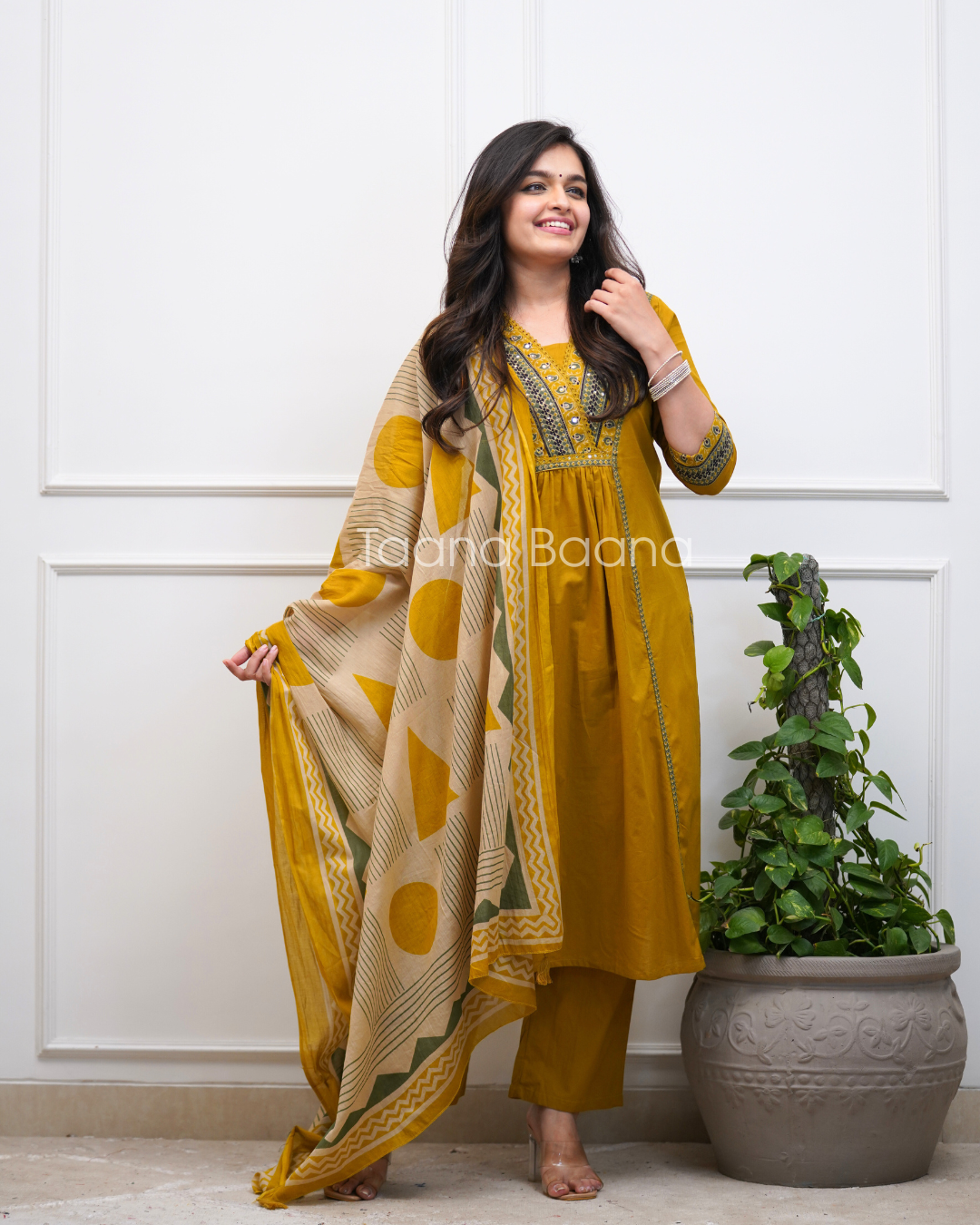 Dupatta Pant Set