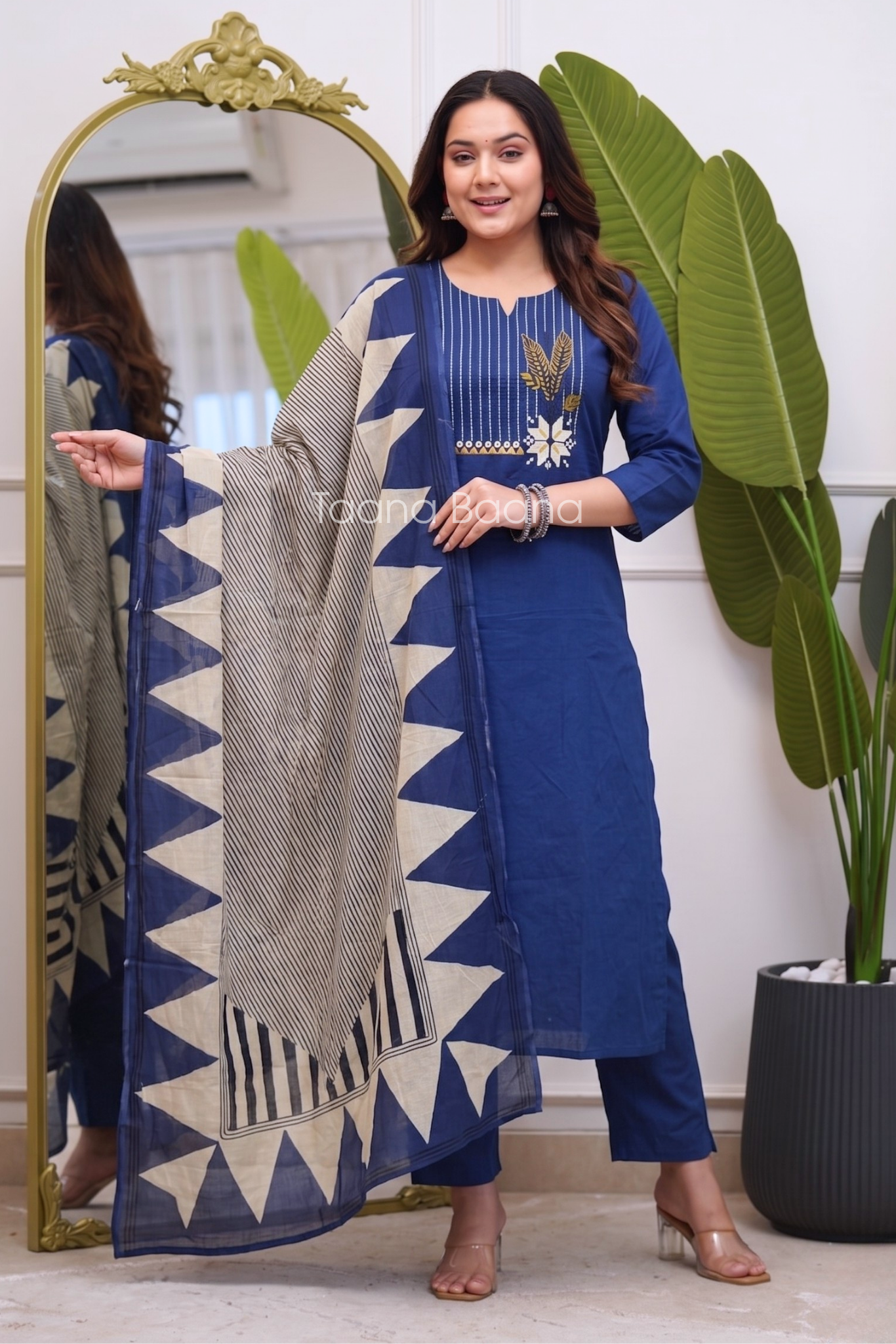 Dupatta Pant Set