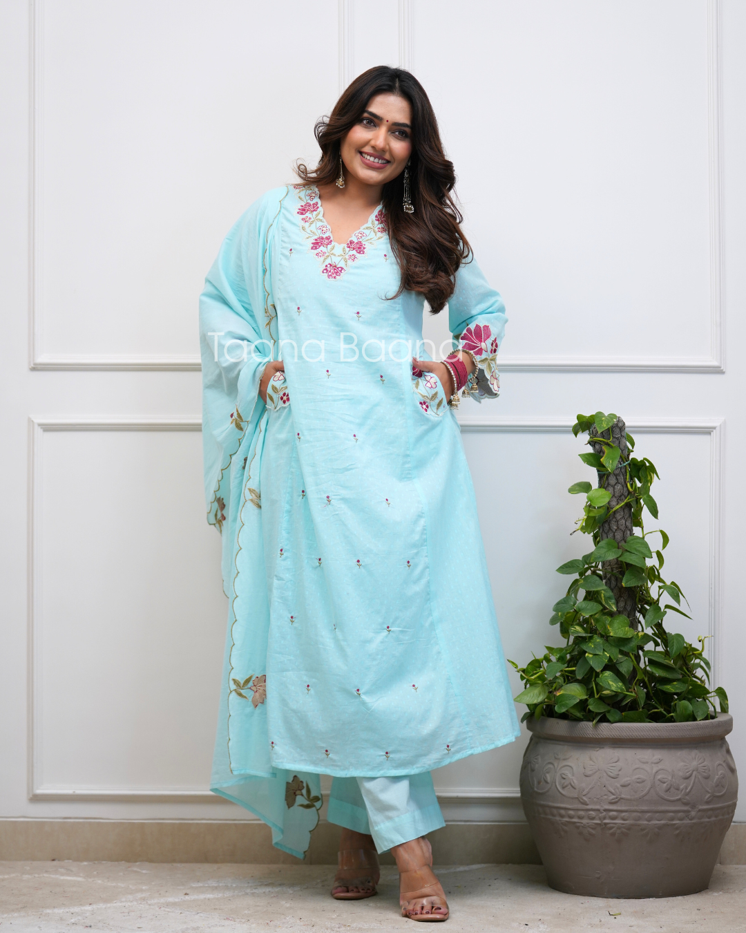 Dupatta Pant Set