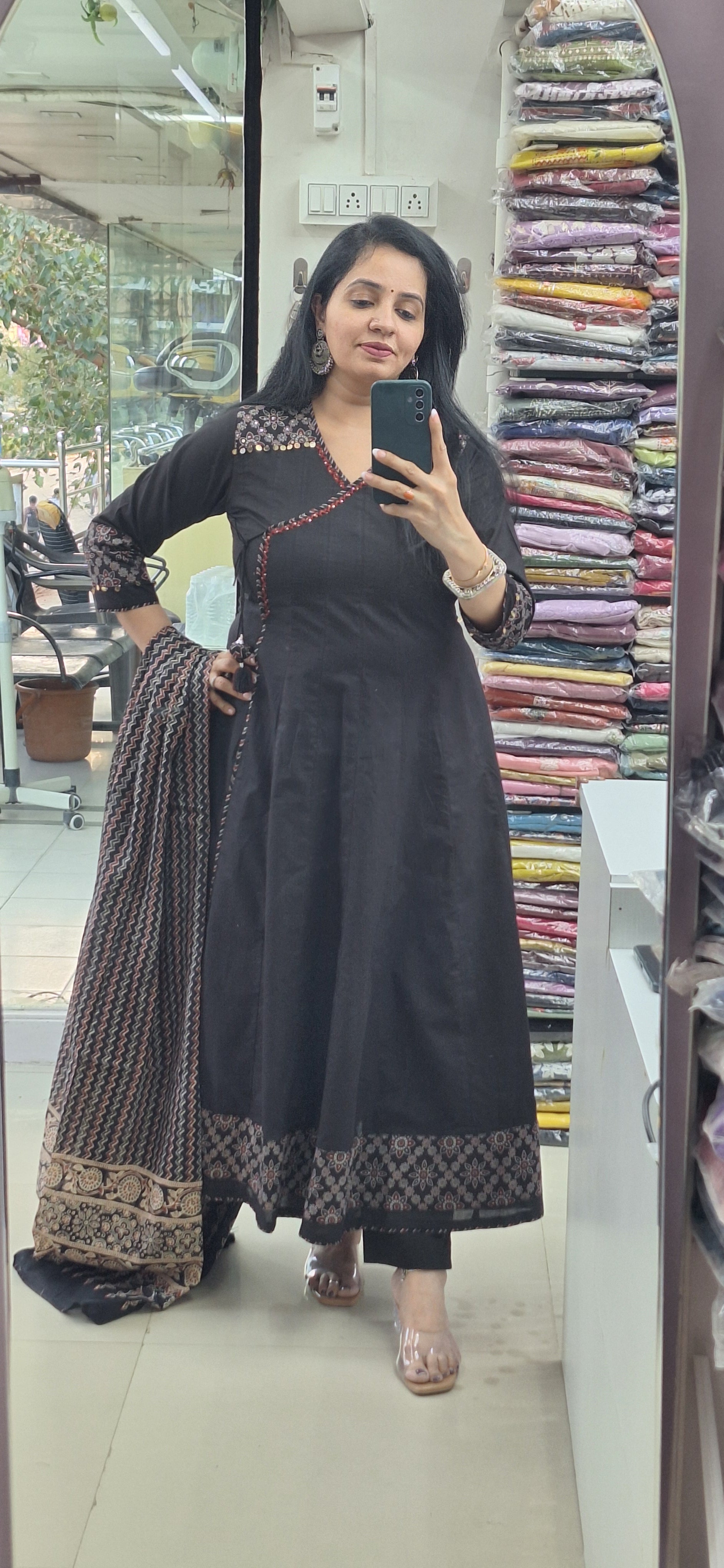 Dupatta Pants Set