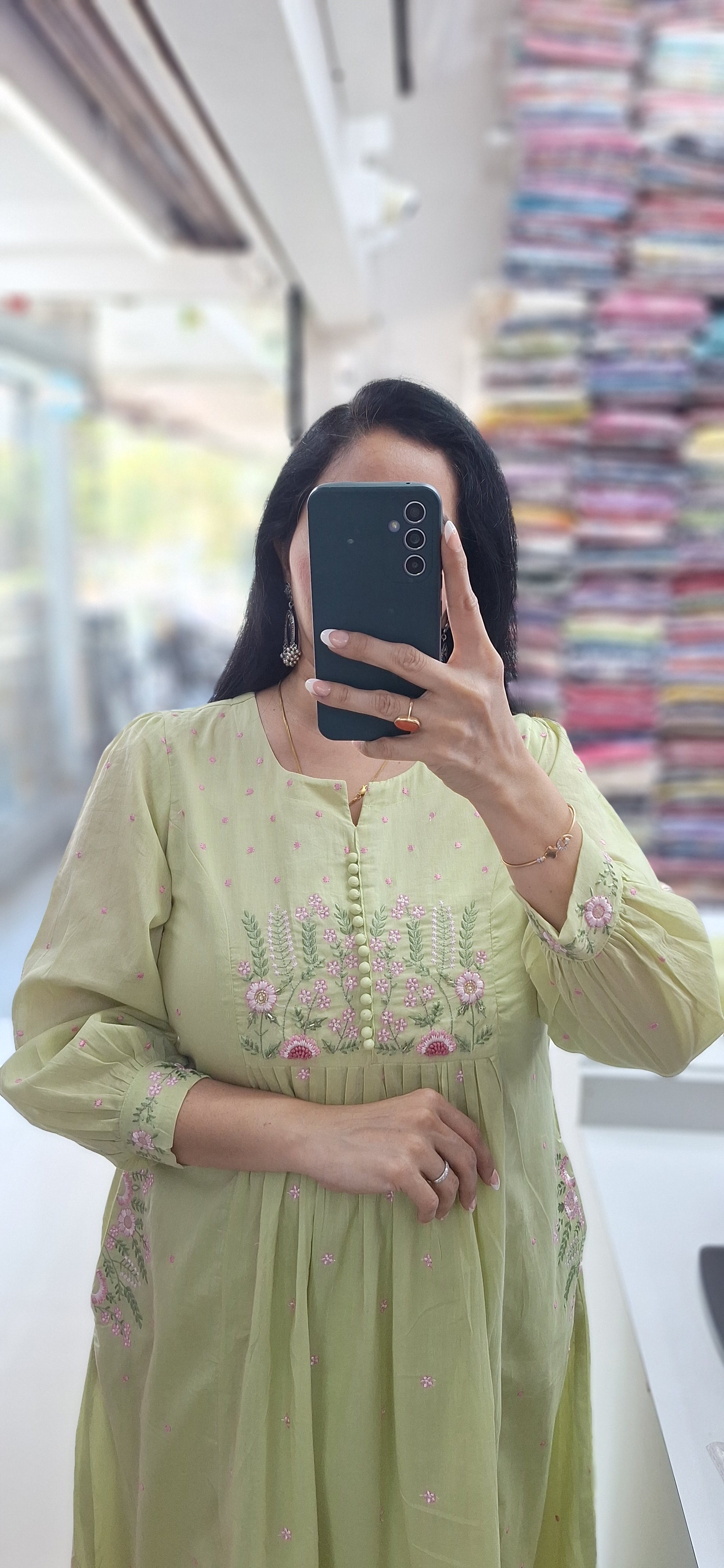 Dupatta Pants Set