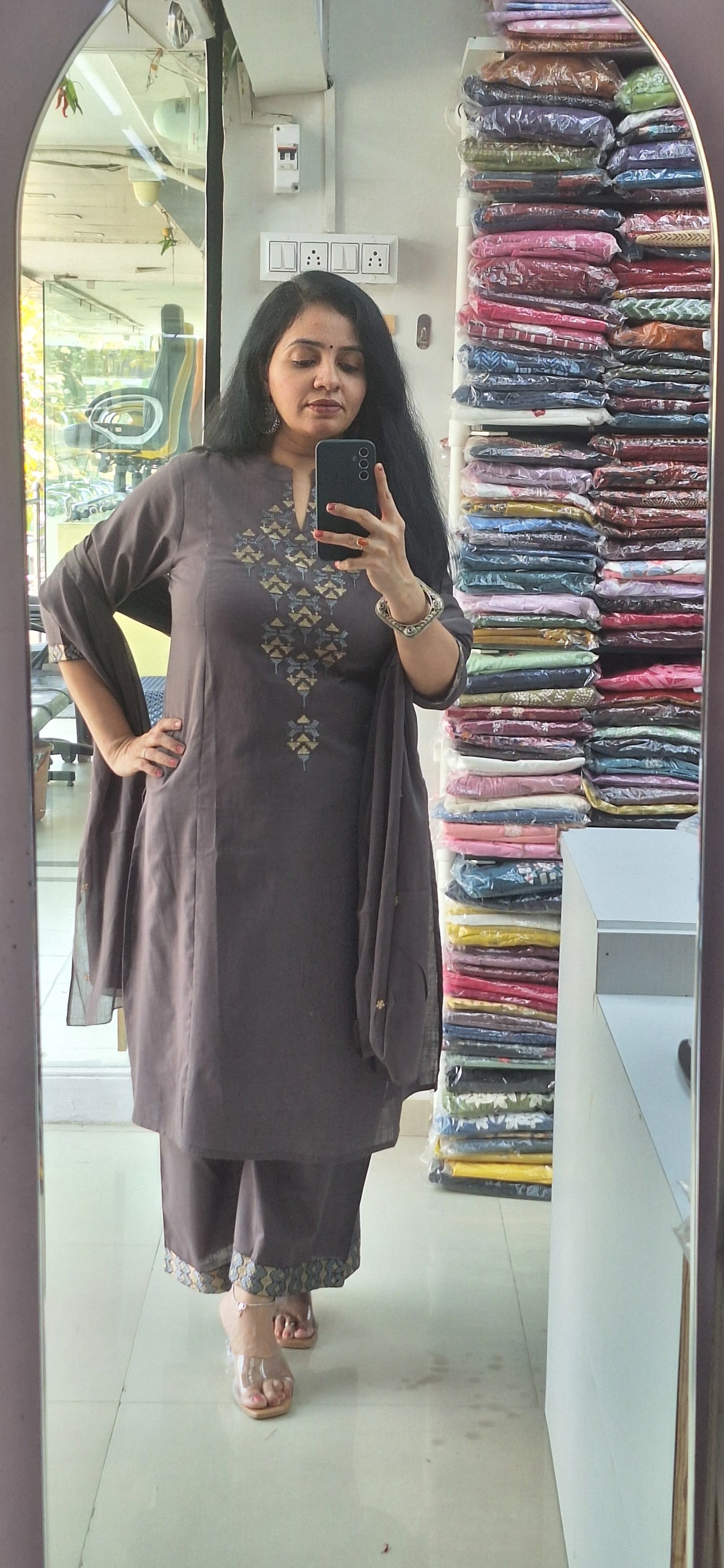 Dupatta Pants Set