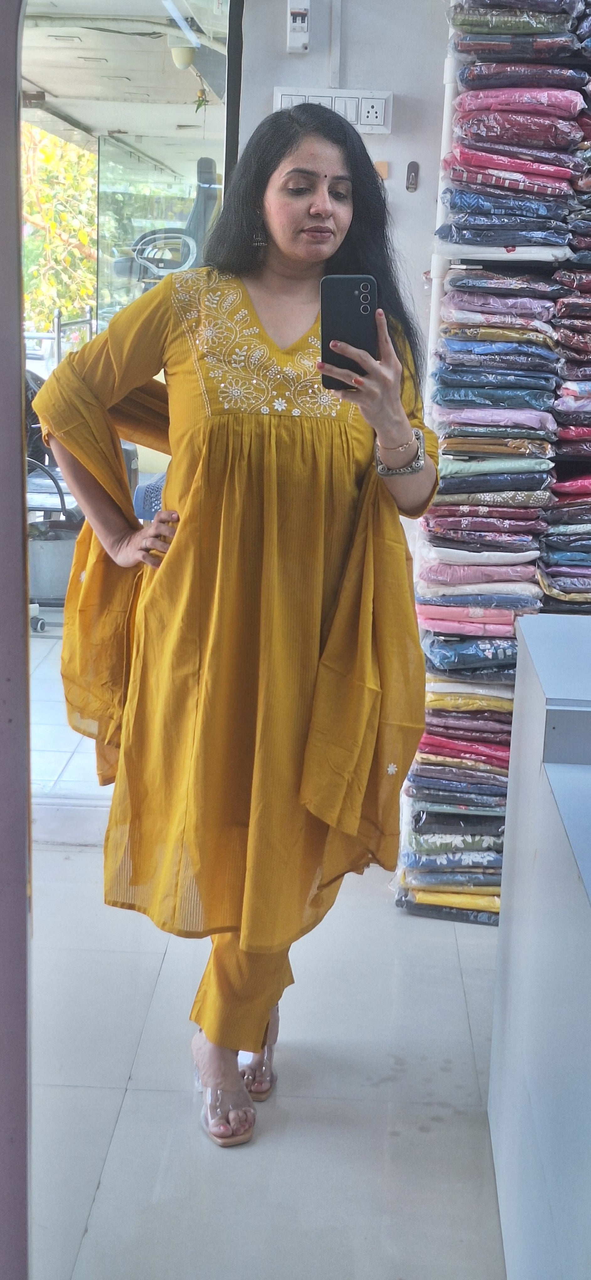 Dupatta Pants Set