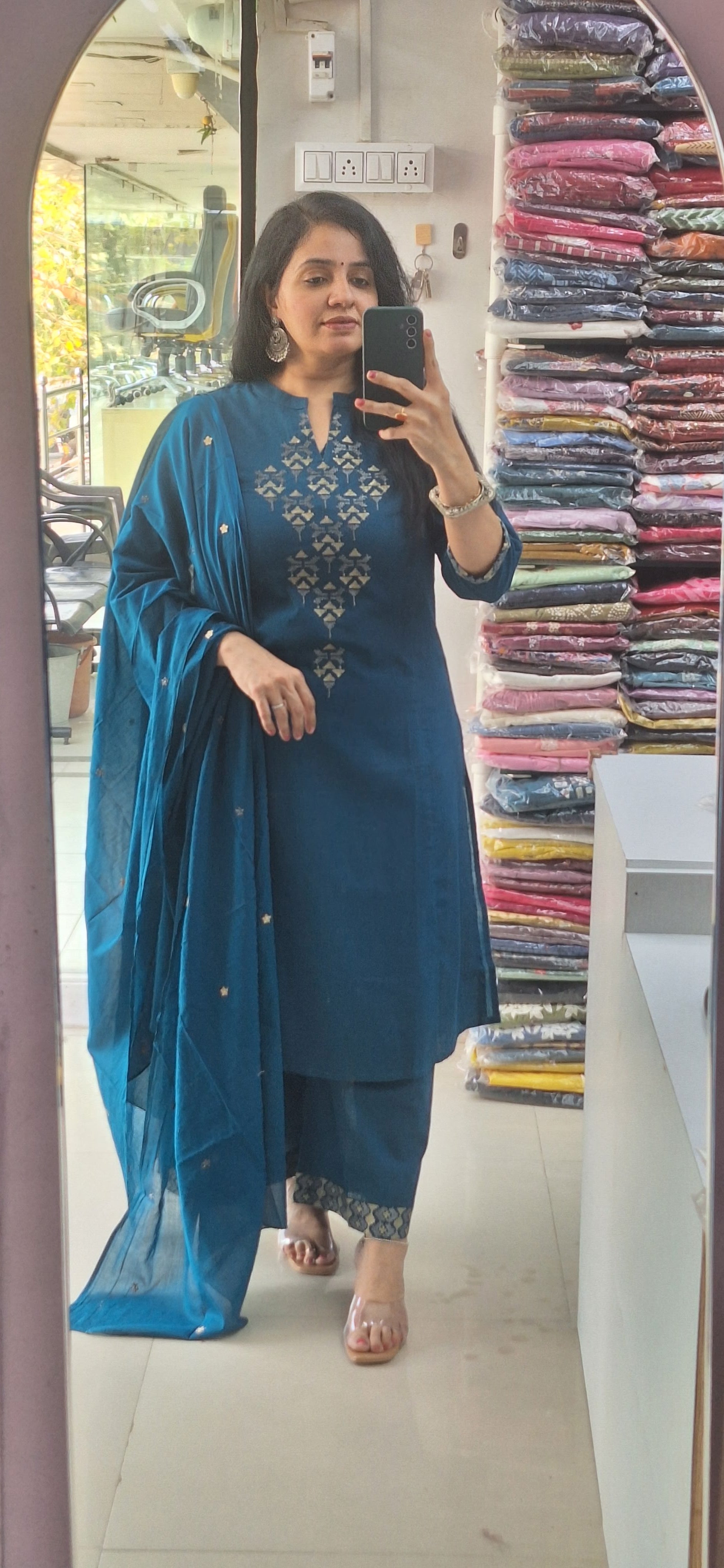 Dupatta Pants Set