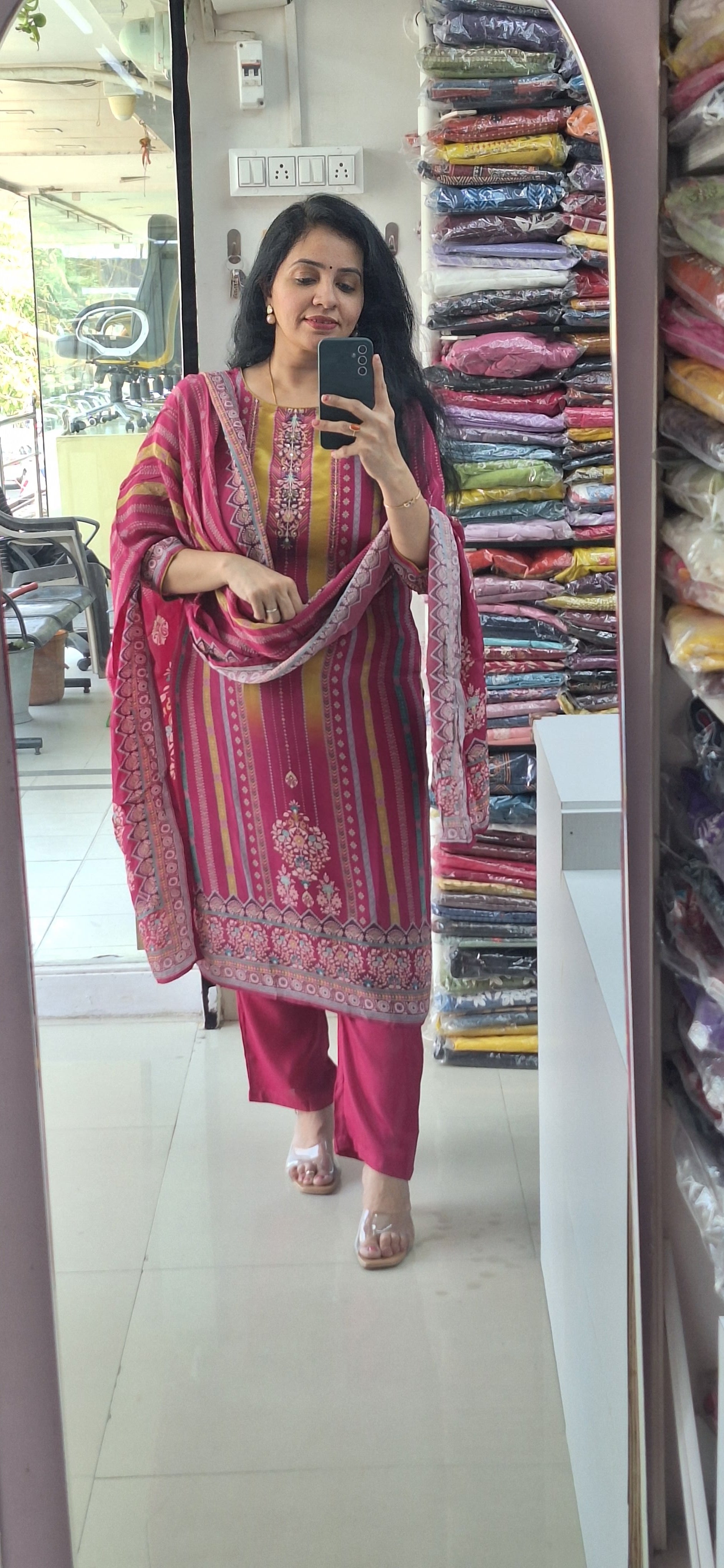 Dupatta Pants Set