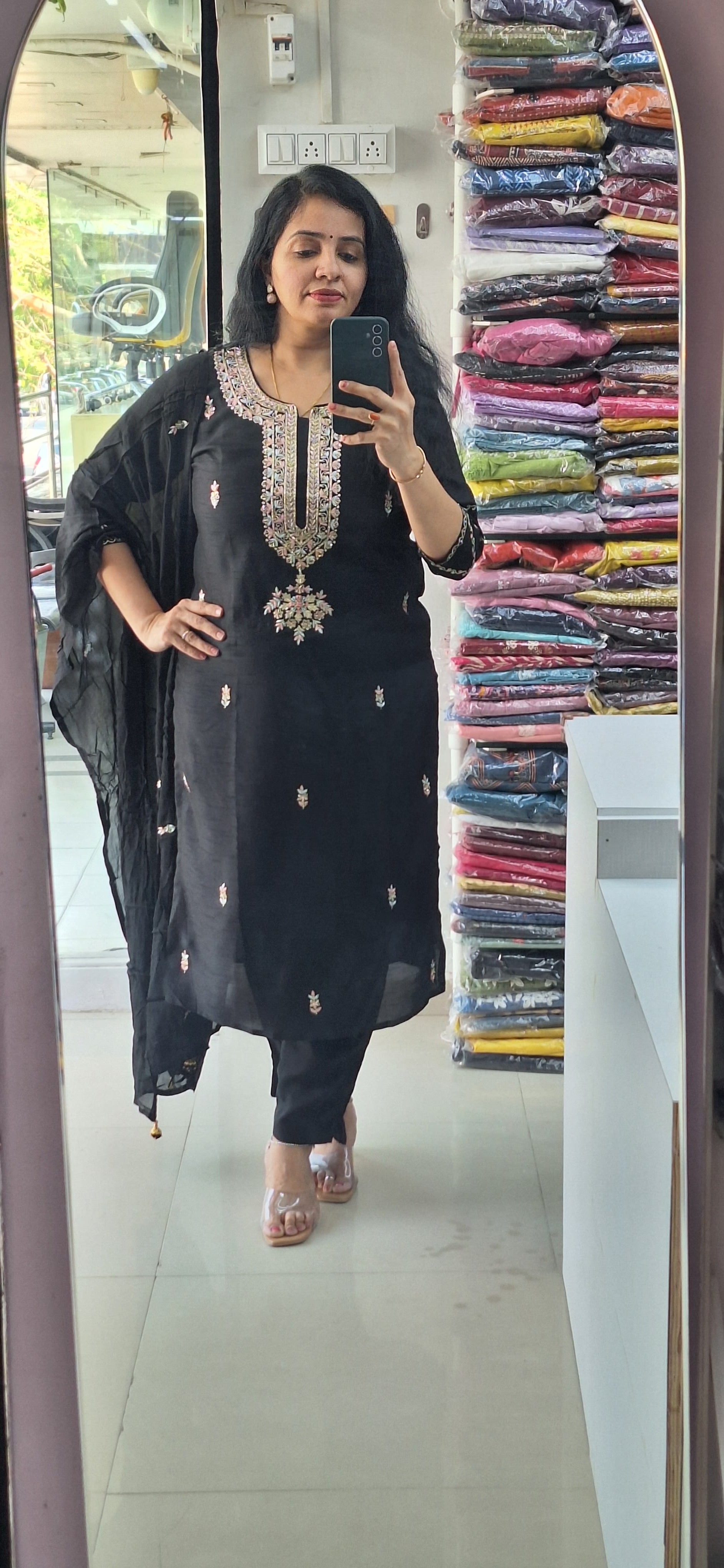 Dupatta Pants Set