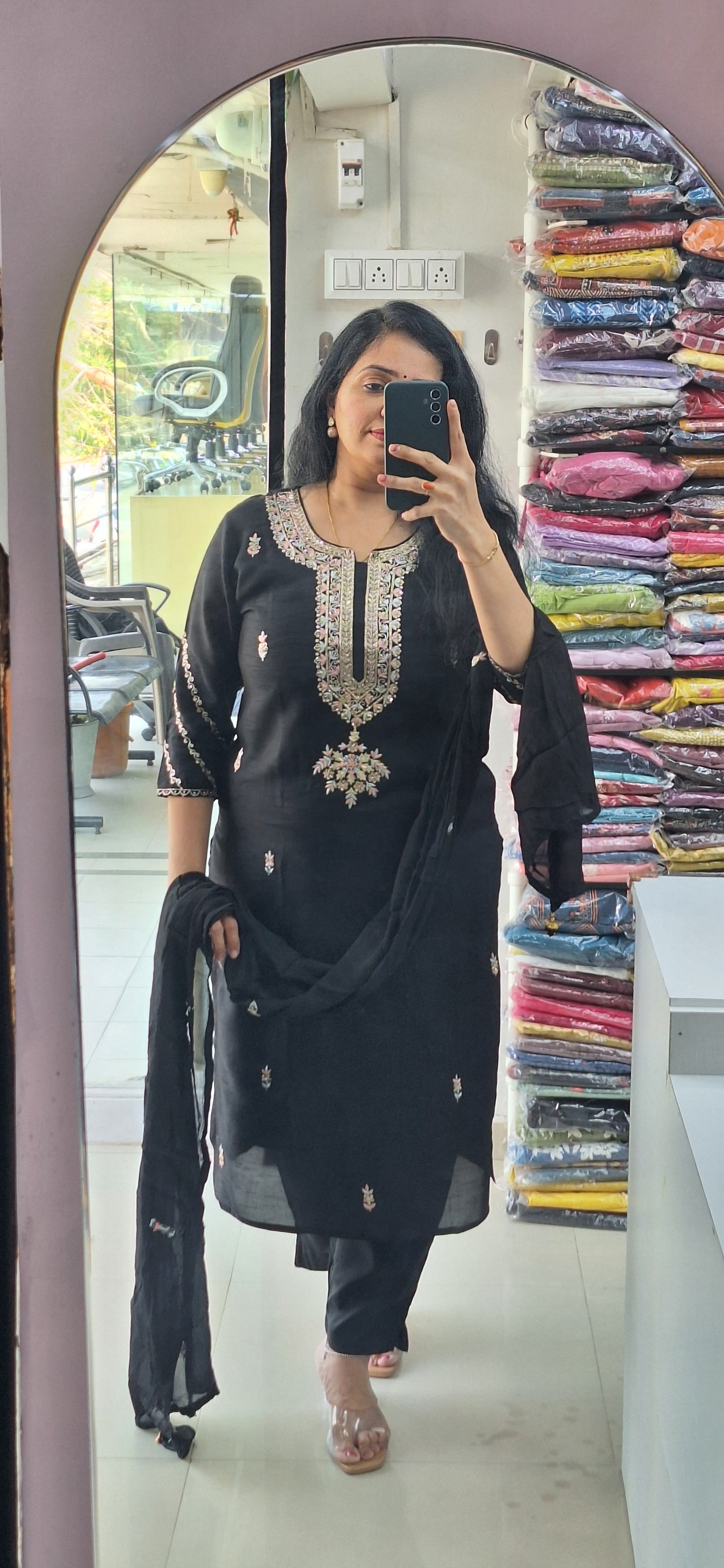 Dupatta Pants Set