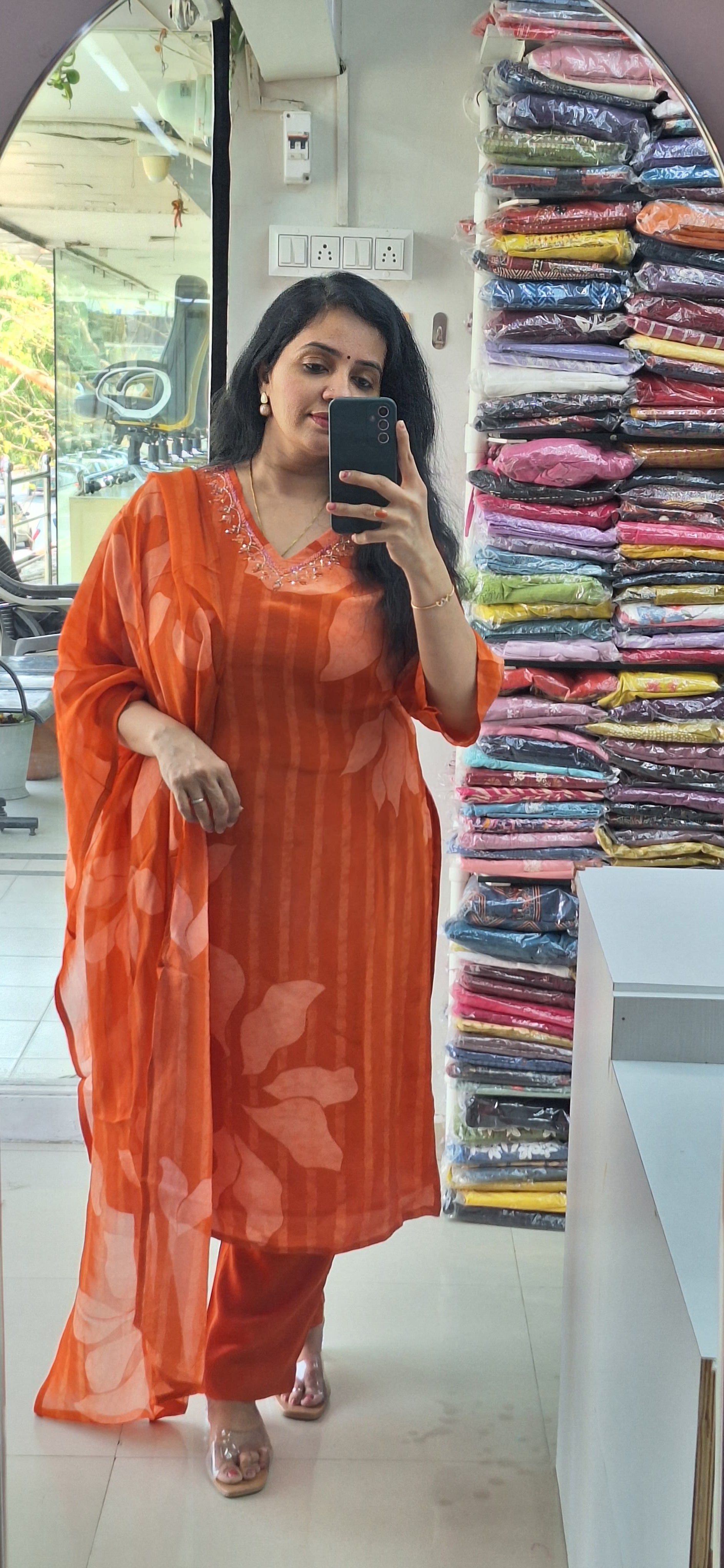 Dupatta Pants Set