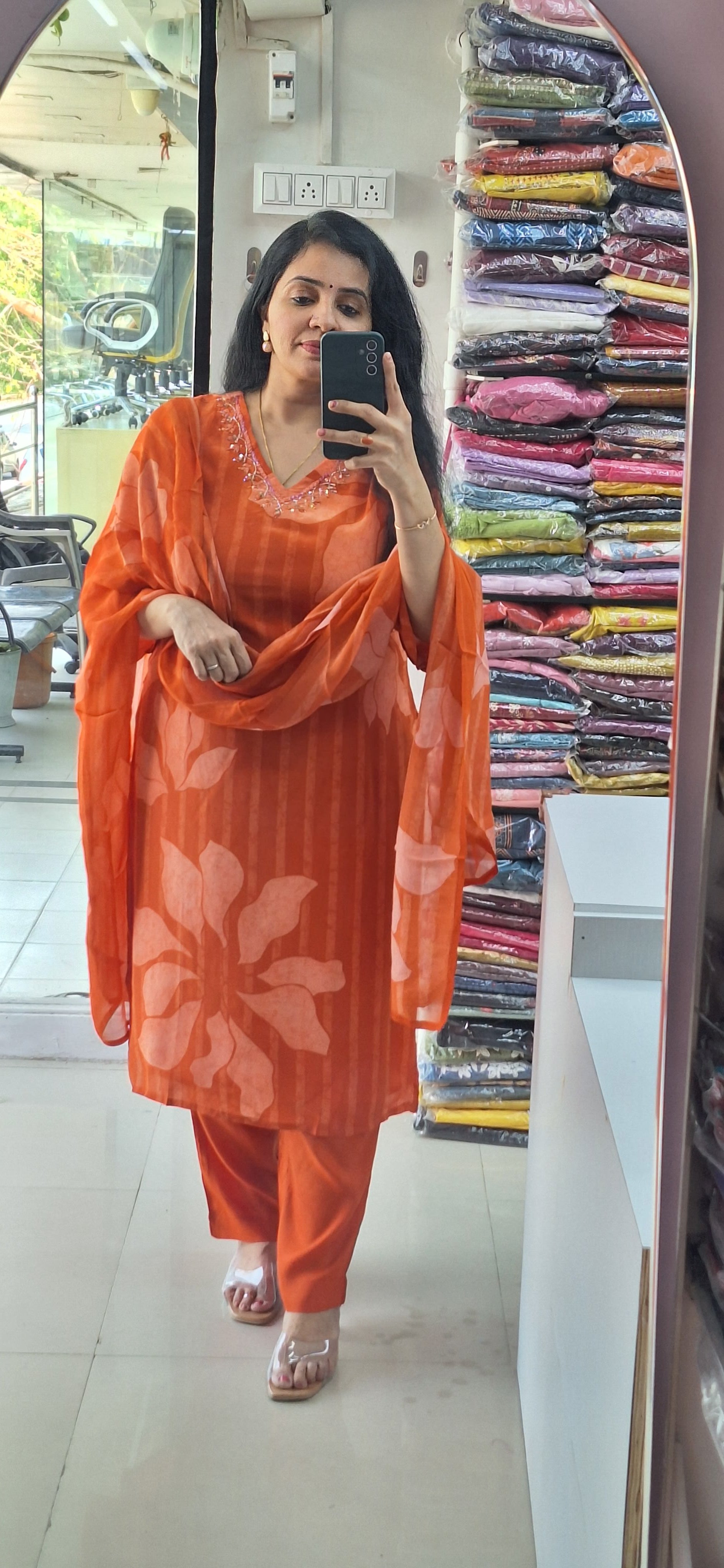 Dupatta Pants Set