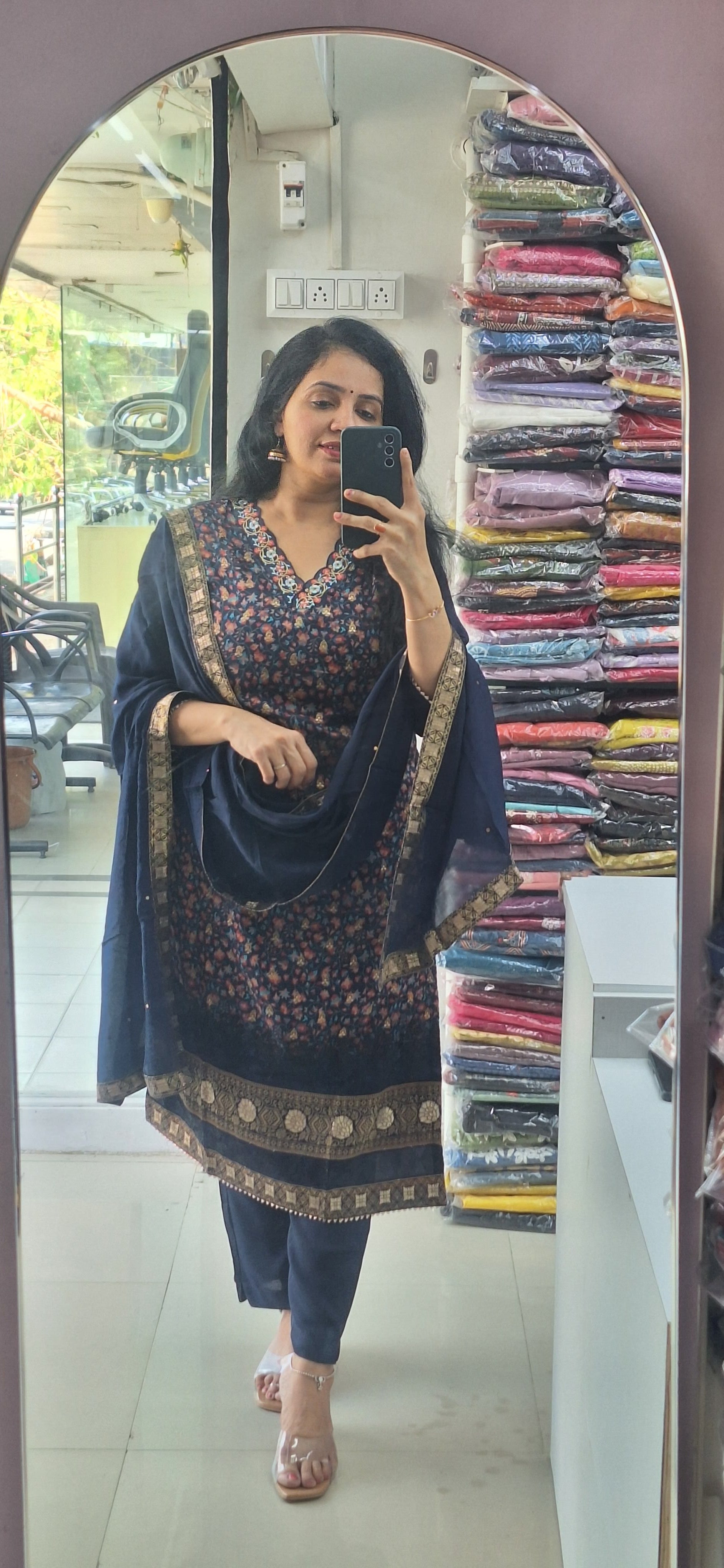 Dupatta Pants Set