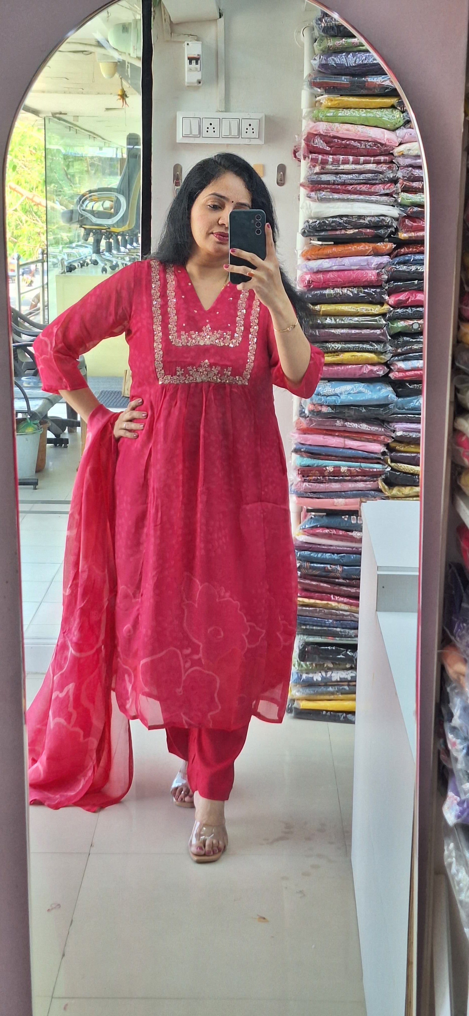 Dupatta Pants Set